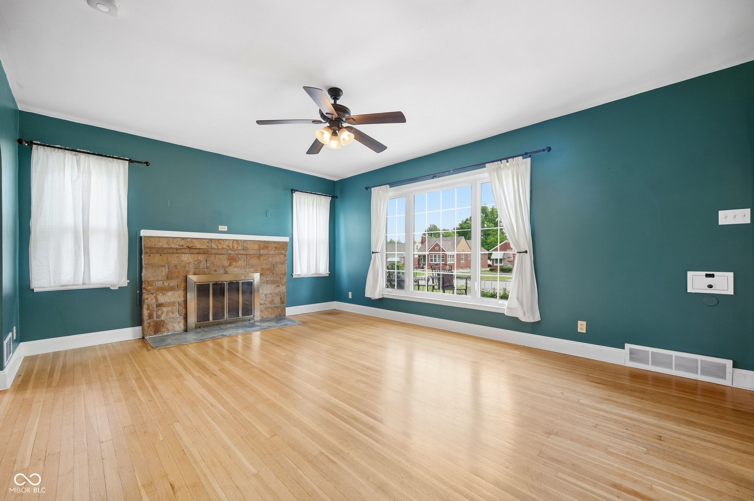1324 N Leland Avenue, Indianapolis, IN, 46219 photo 5 of 44