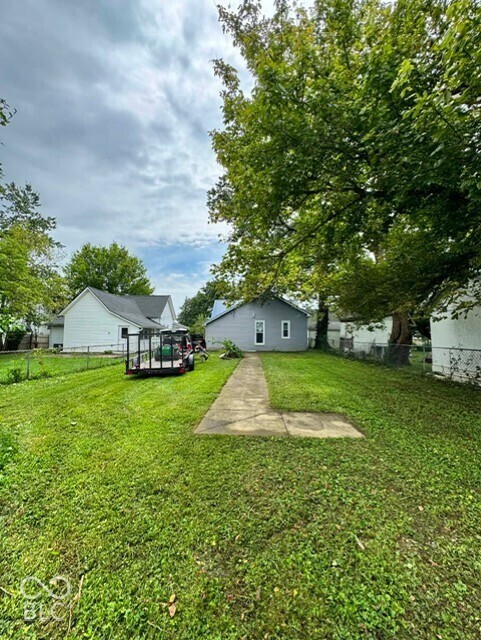 818 Hoosier Street, North Vernon, IN, 47265 photo 5 of 5