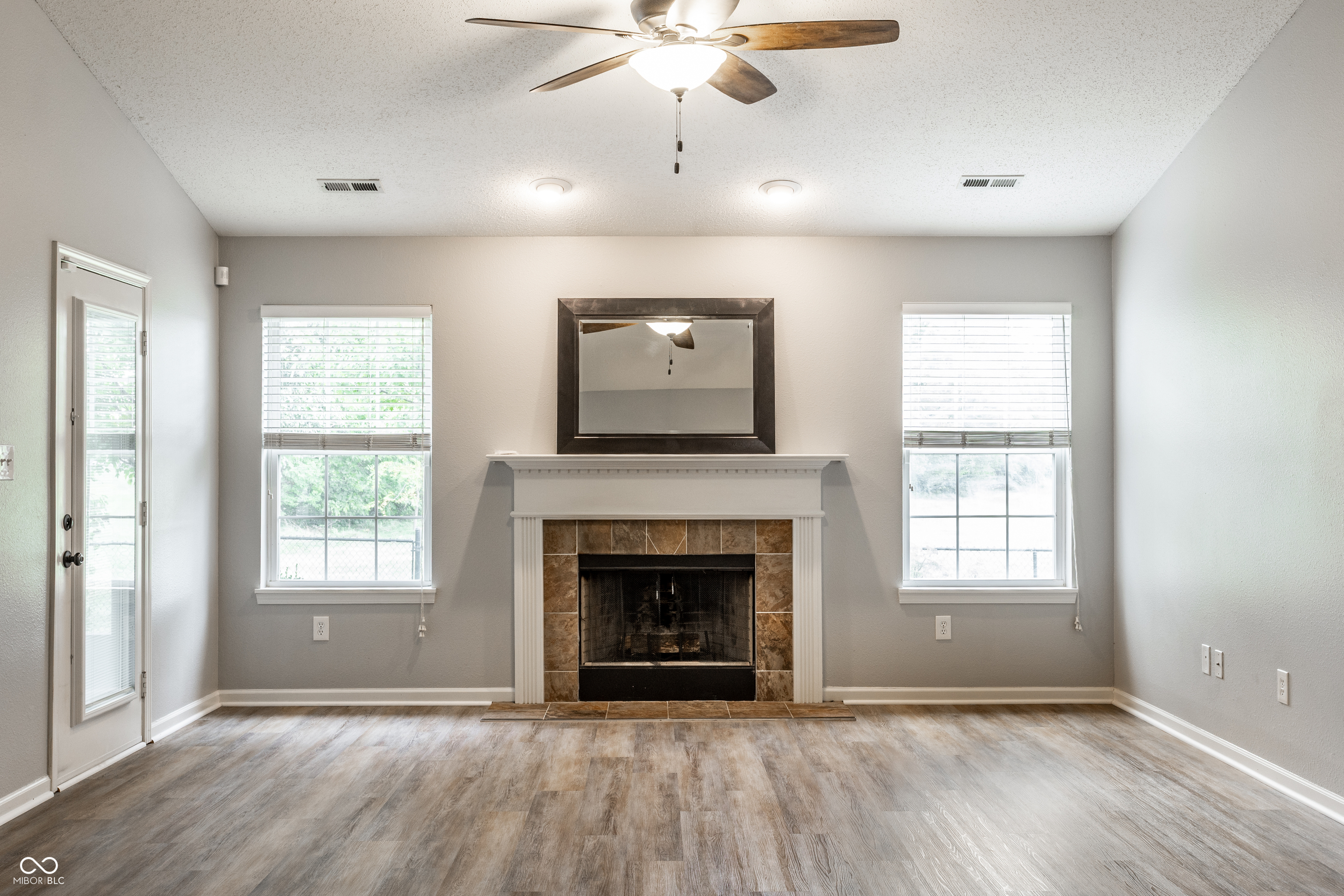 6115 Green Glade Drive, Whitestown, IN, 46075 photo 5 of 32