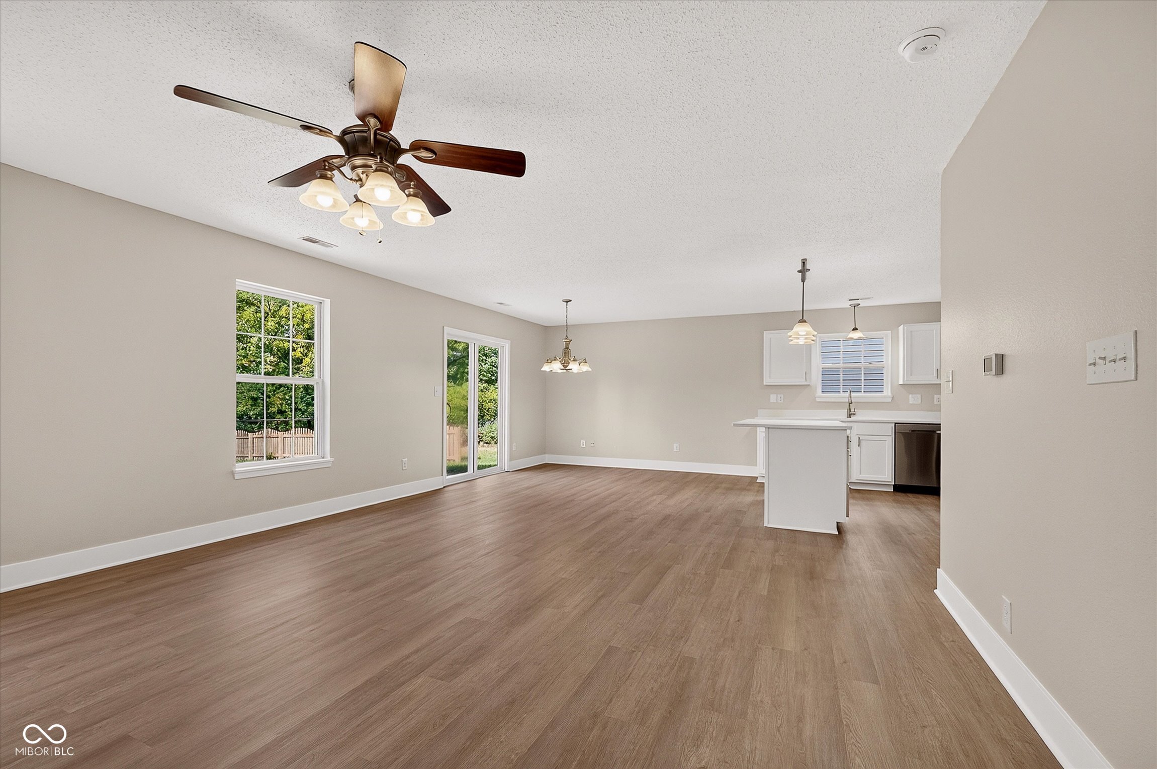 536 Bridgestone Drive, Indianapolis, IN, 46231 photo 5 of 28