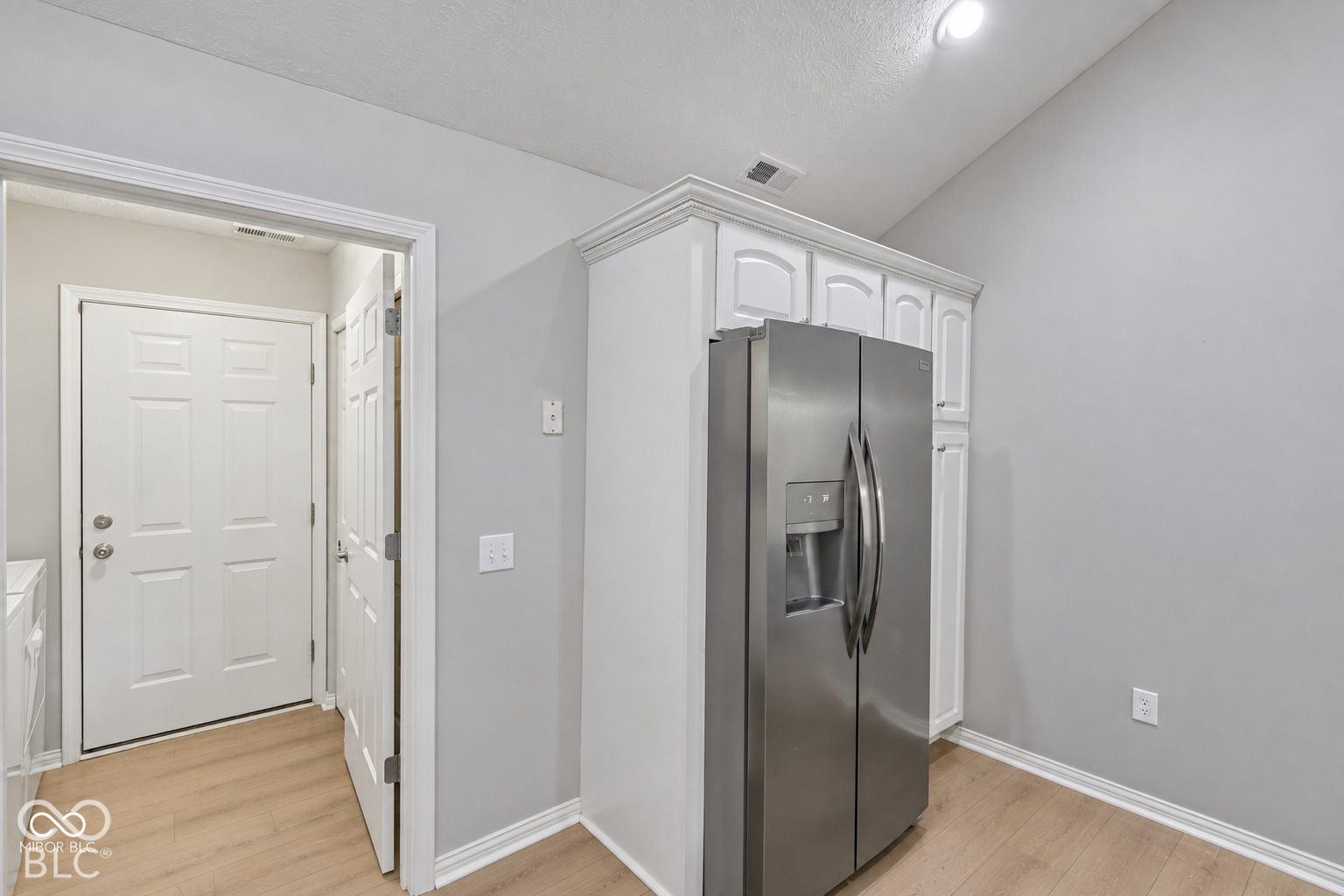 16613 Brownstone Court, Westfield, IN, 46074 photo 5 of 57