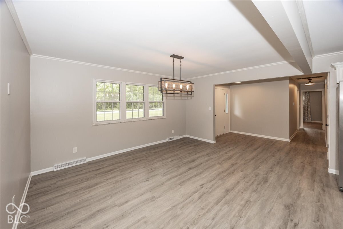 5625 S 950 E, Zionsville, IN, 46077 photo 5 of 28