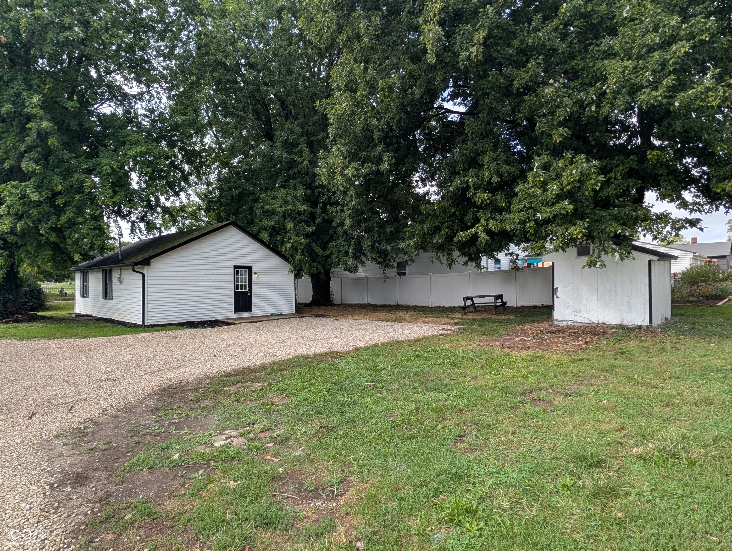 60 W Poston Road, Martinsville, IN, 46151 photo 5 of 21