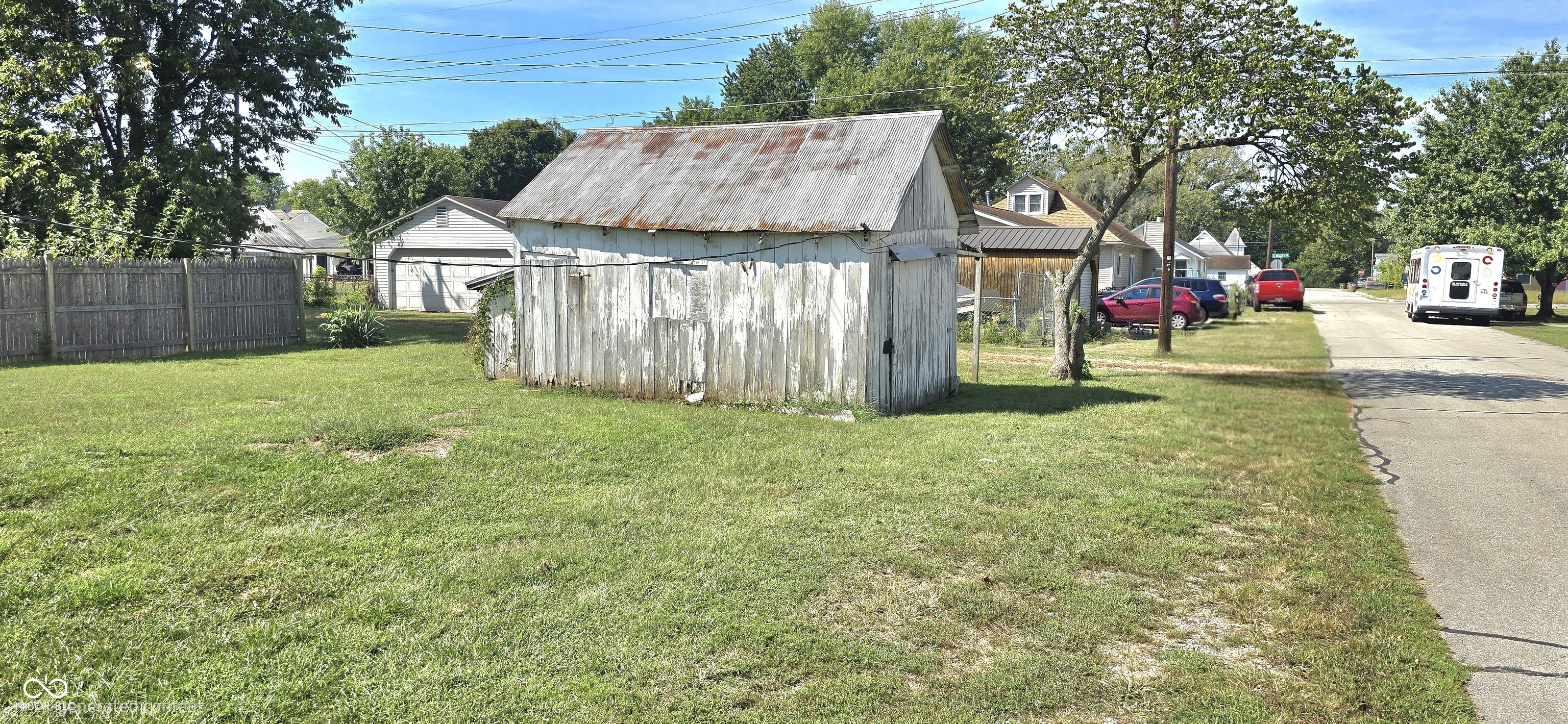 102 Jones St, Columbus, IN, 47201 photo 5 of 21