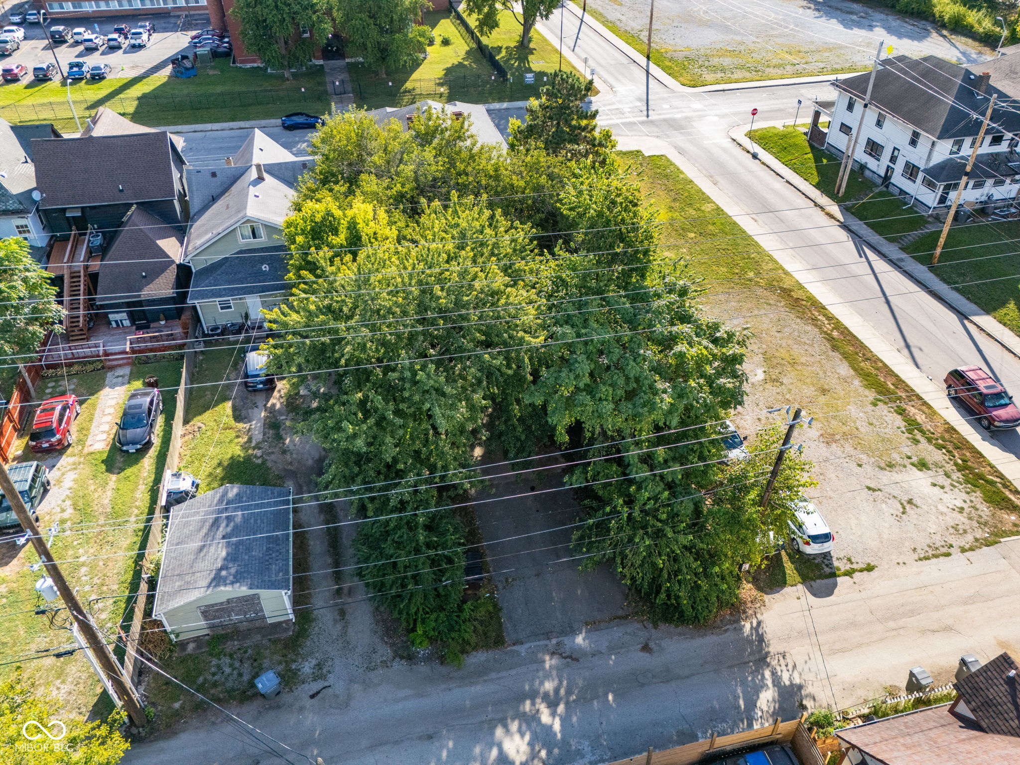2808 N Capitol Avenue, Indianapolis, IN, 46208 photo 5 of 52