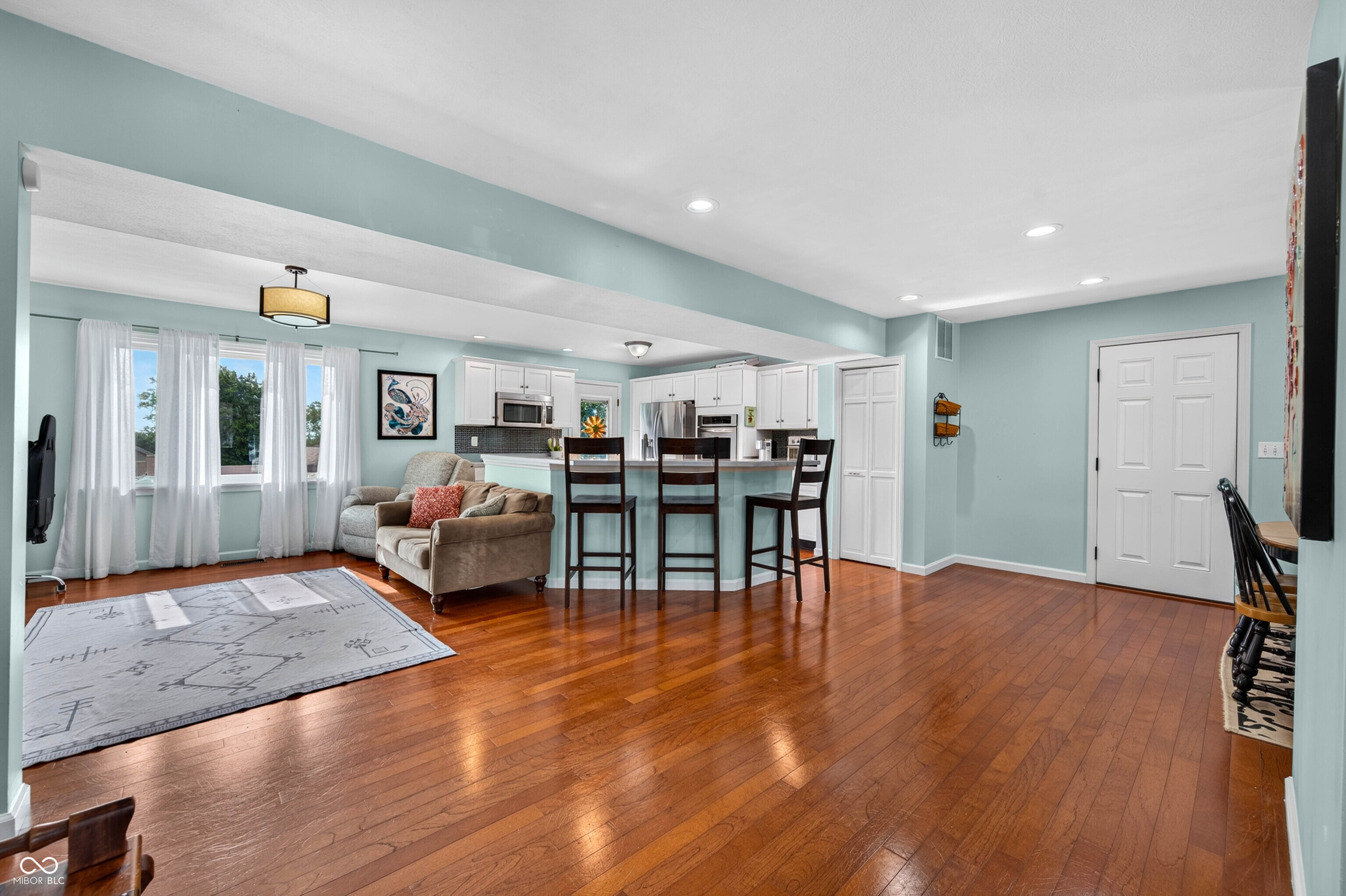 2019 N Lakeview Drive, Seymour, IN, 47274 photo 5 of 49