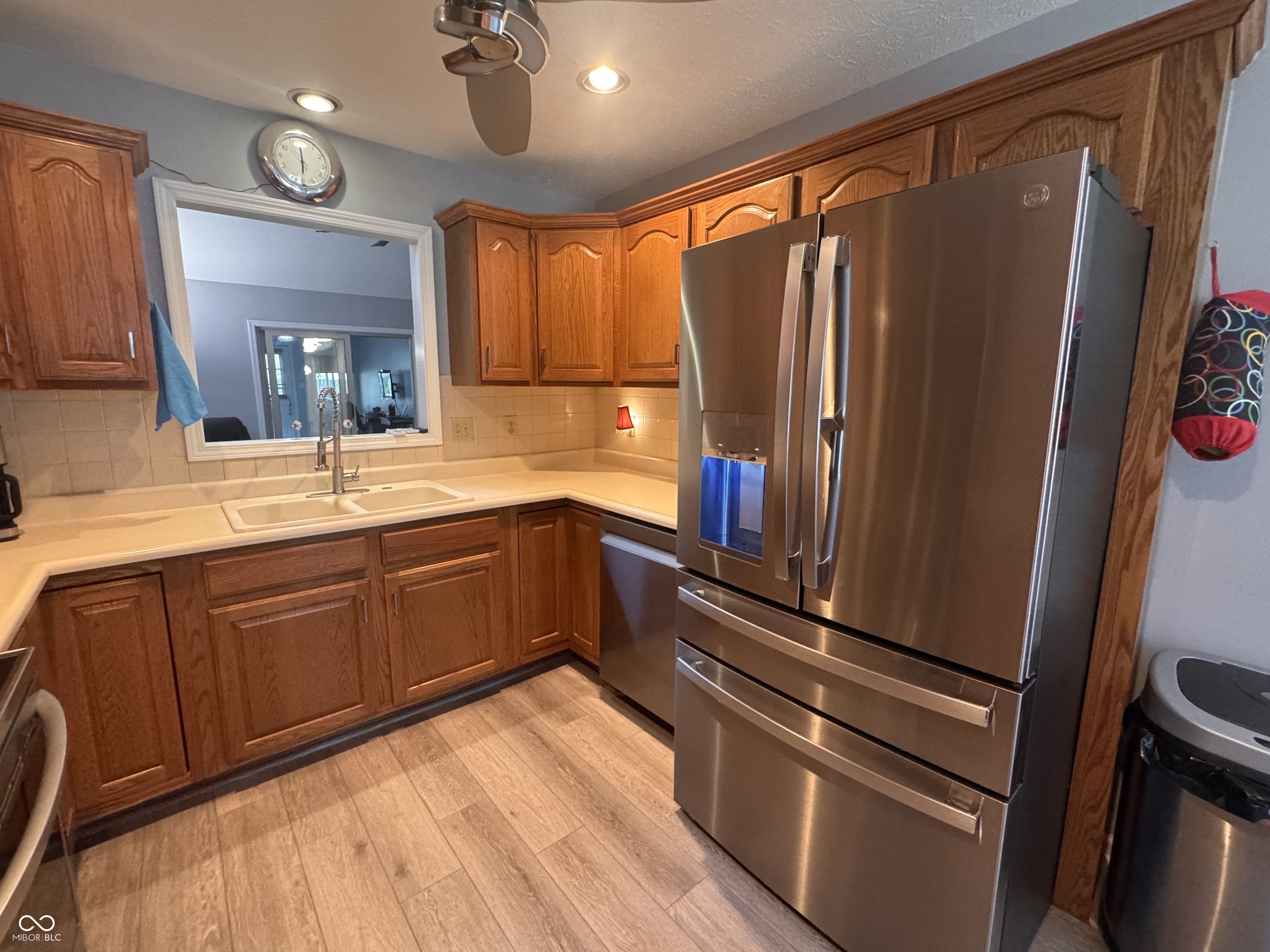 542 Silver Fox Court, Indianapolis, IN, 46217 photo 5 of 20
