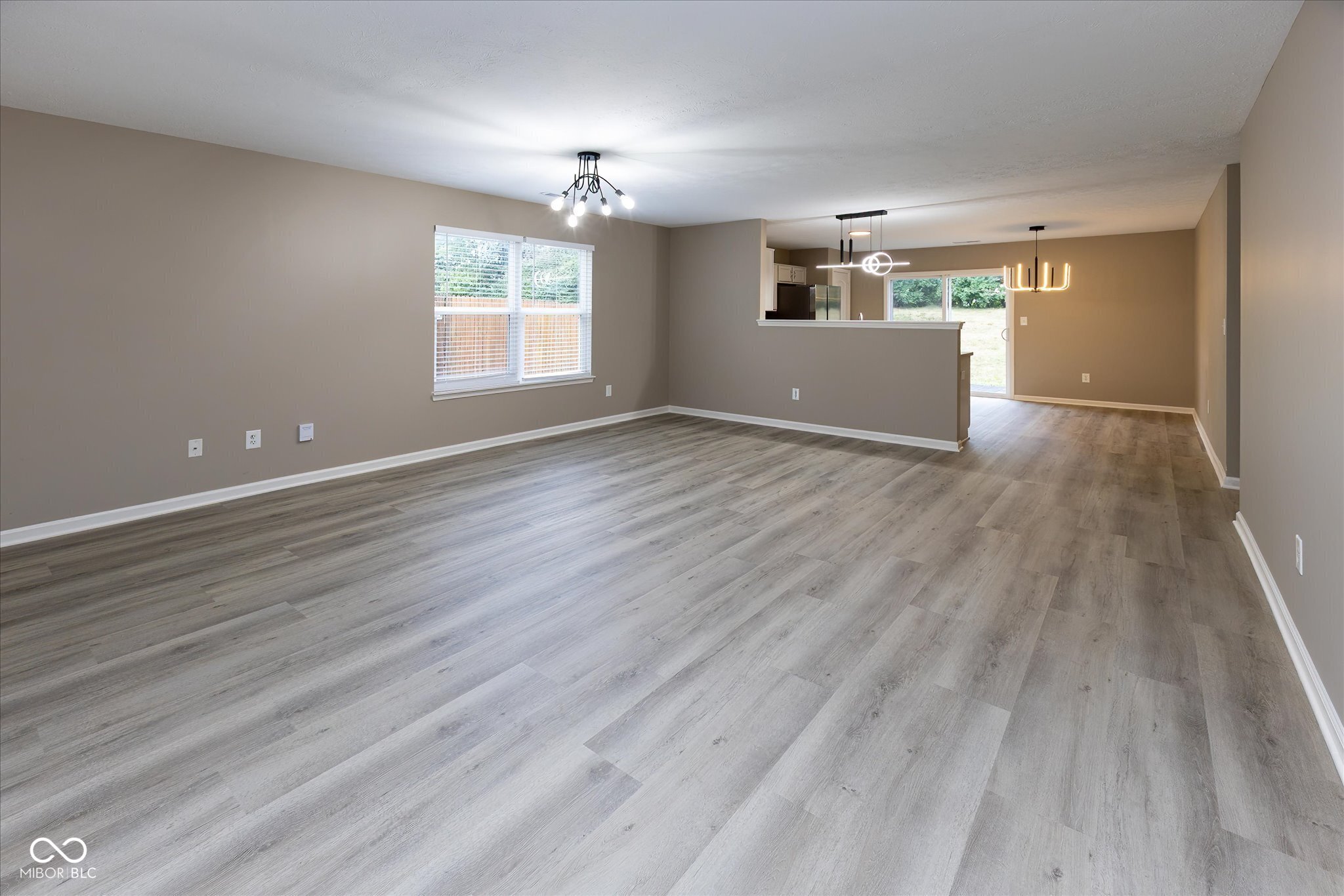 11146 Cool Winds Way, Fishers, IN, 46037 photo 5 of 22