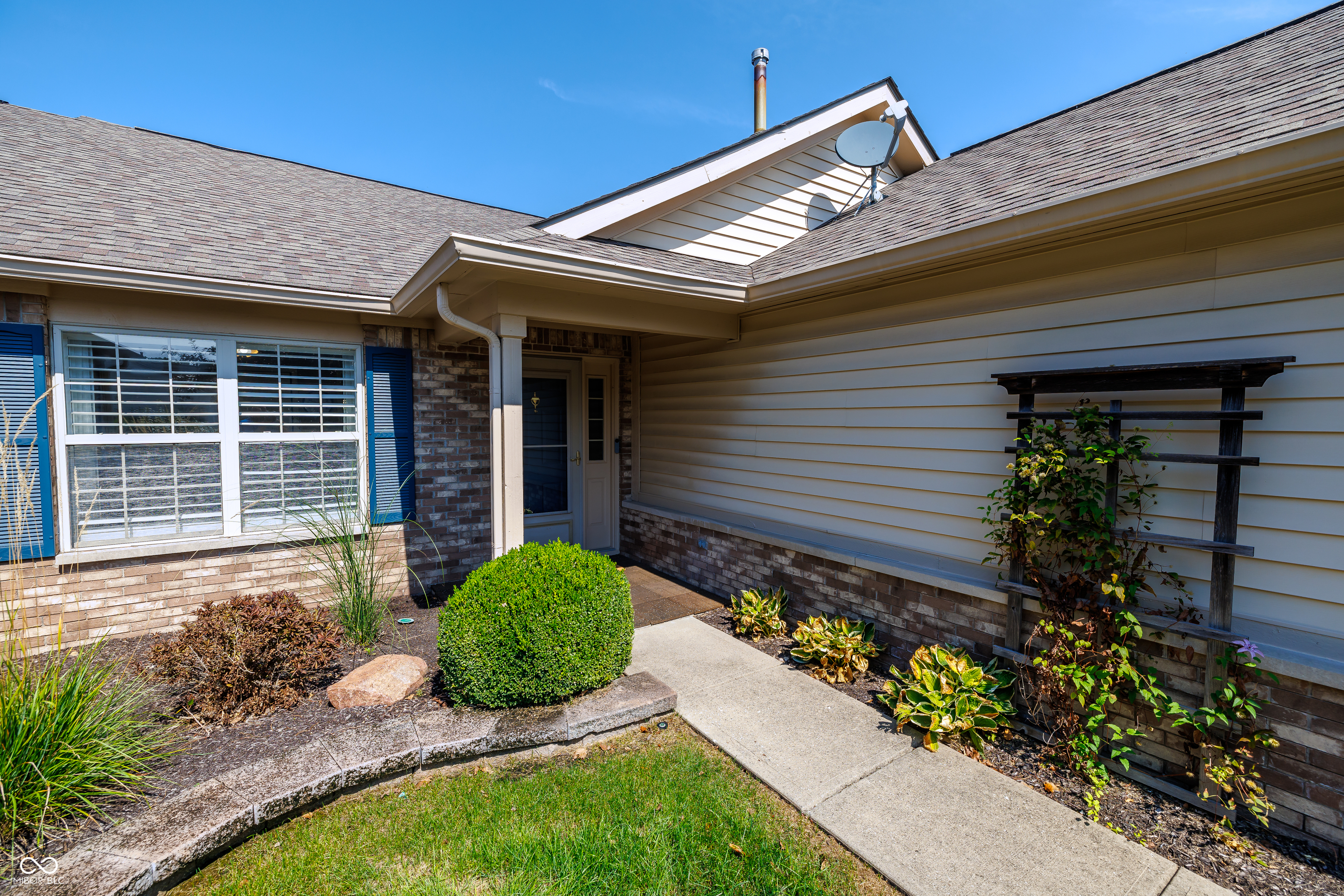 1126 Nanwich Court, Indianapolis, IN, 46217 photo 5 of 63