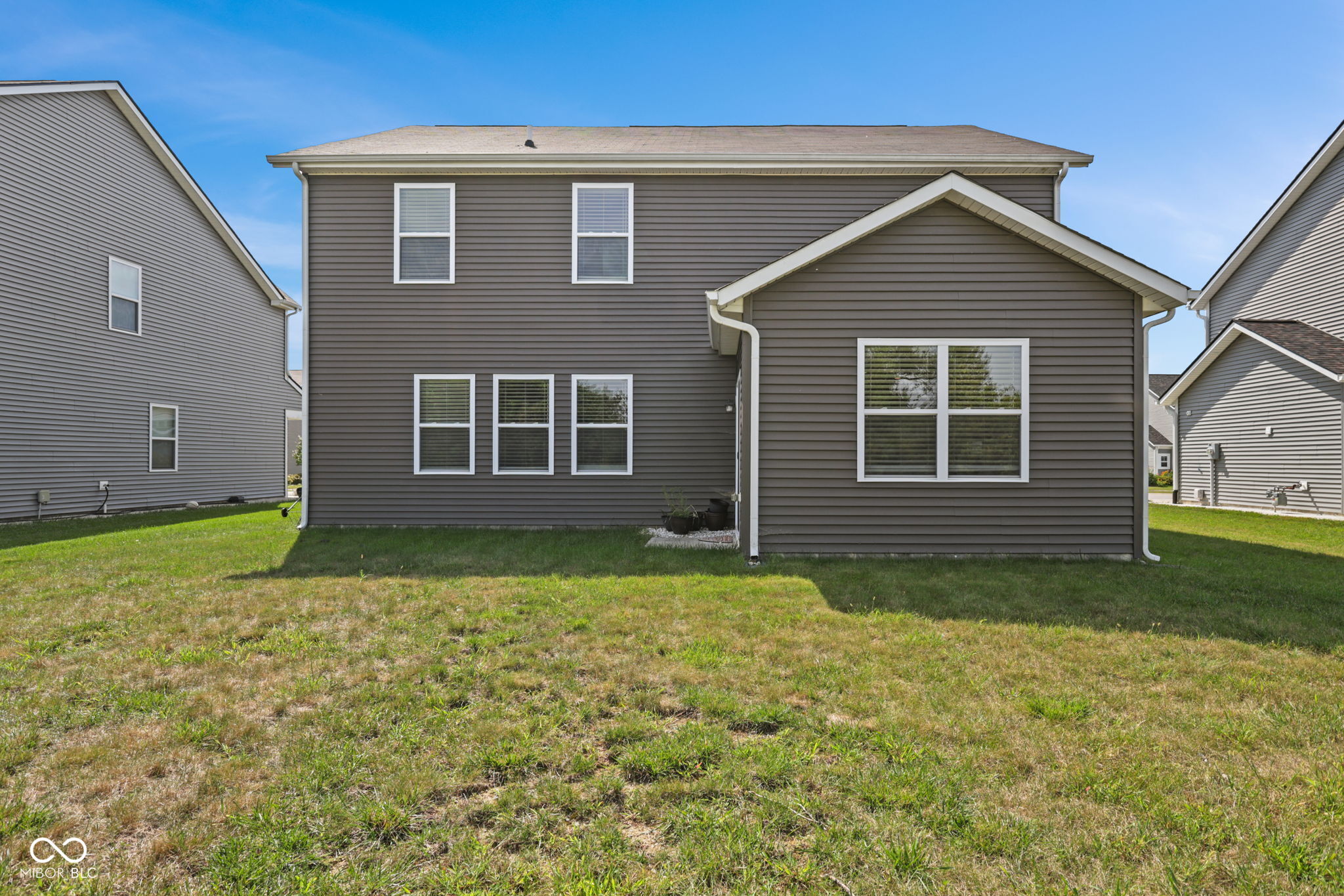 6018 Aspen Meadow Drive, Indianapolis, IN, 46237 photo 5 of 46