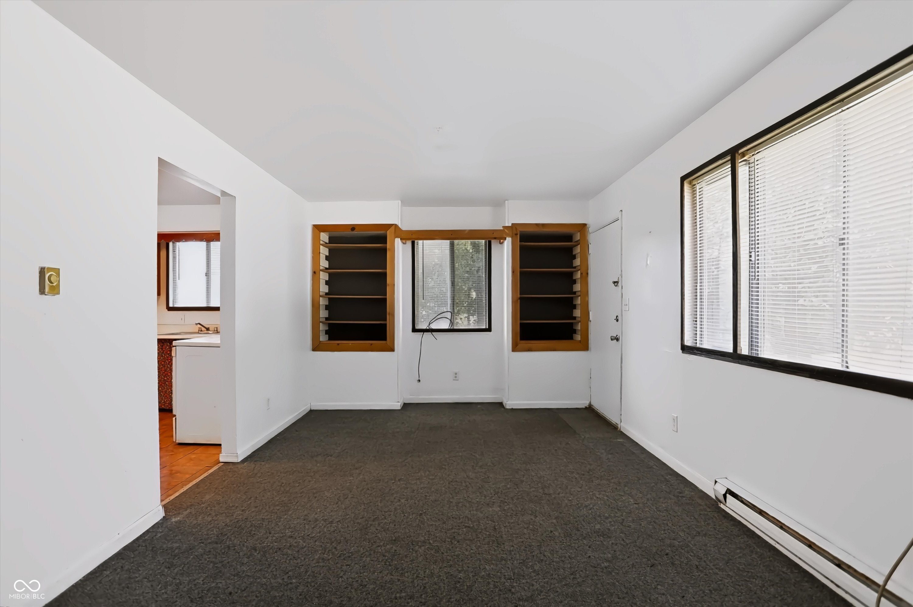 1612 N Willis Drive, Bloomington, IN, 47404 photo 5 of 44