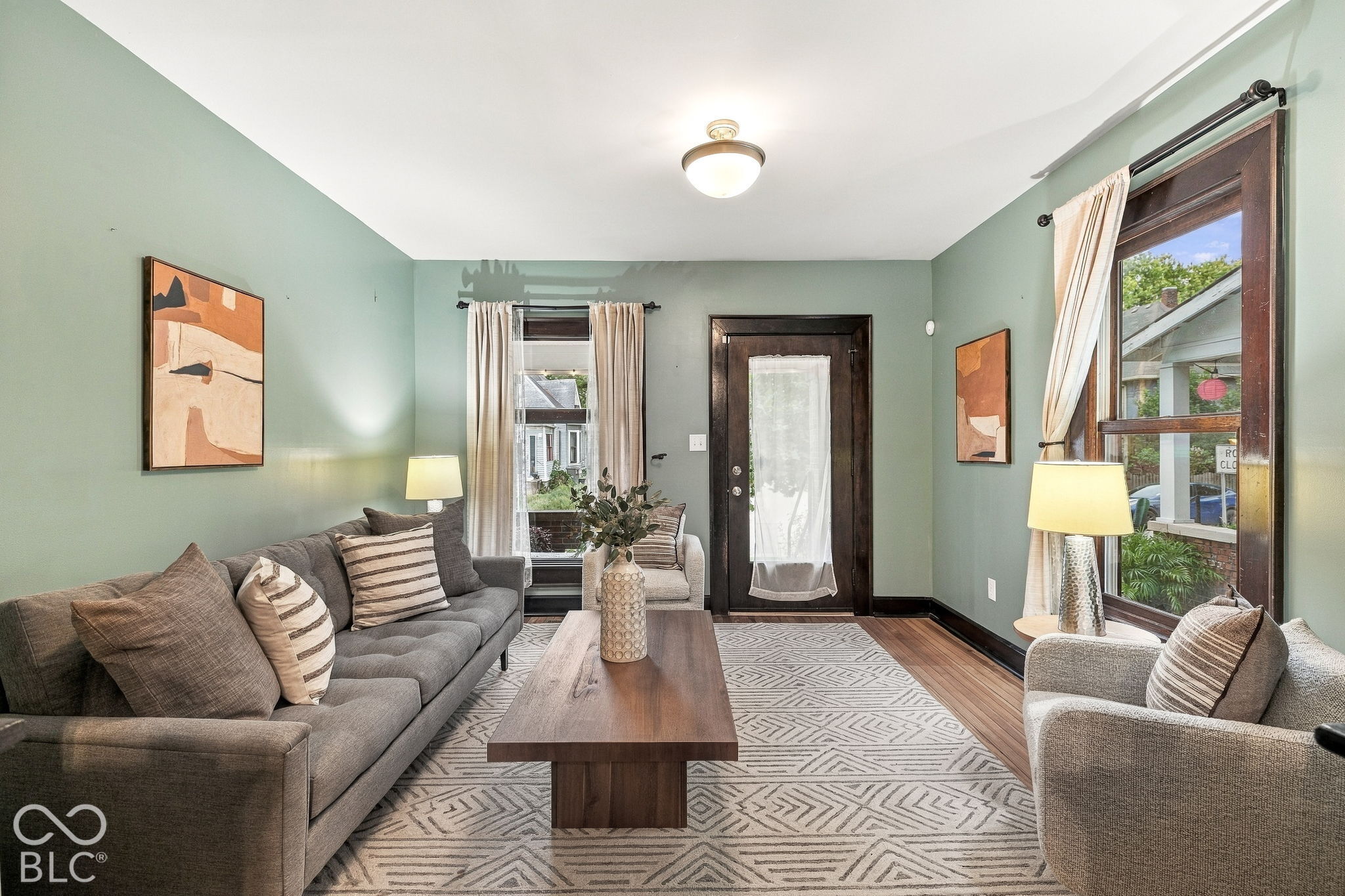 847 Jefferson Avenue, Indianapolis, IN, 46201 photo 5 of 28