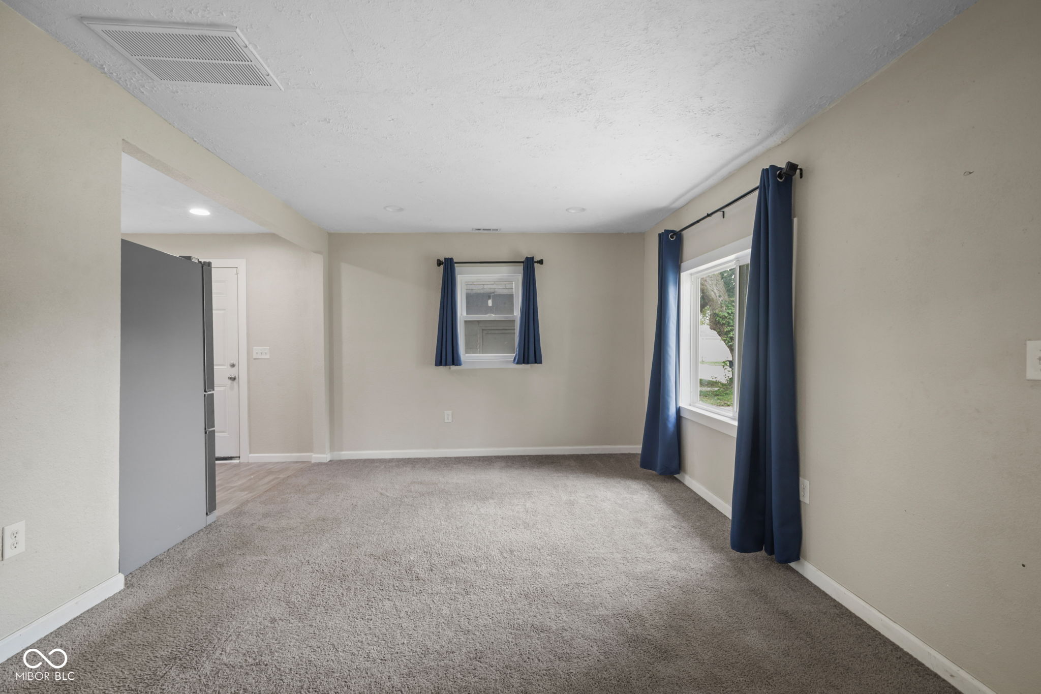 220 E 29th Street, Anderson, IN, 46016 photo 5 of 23