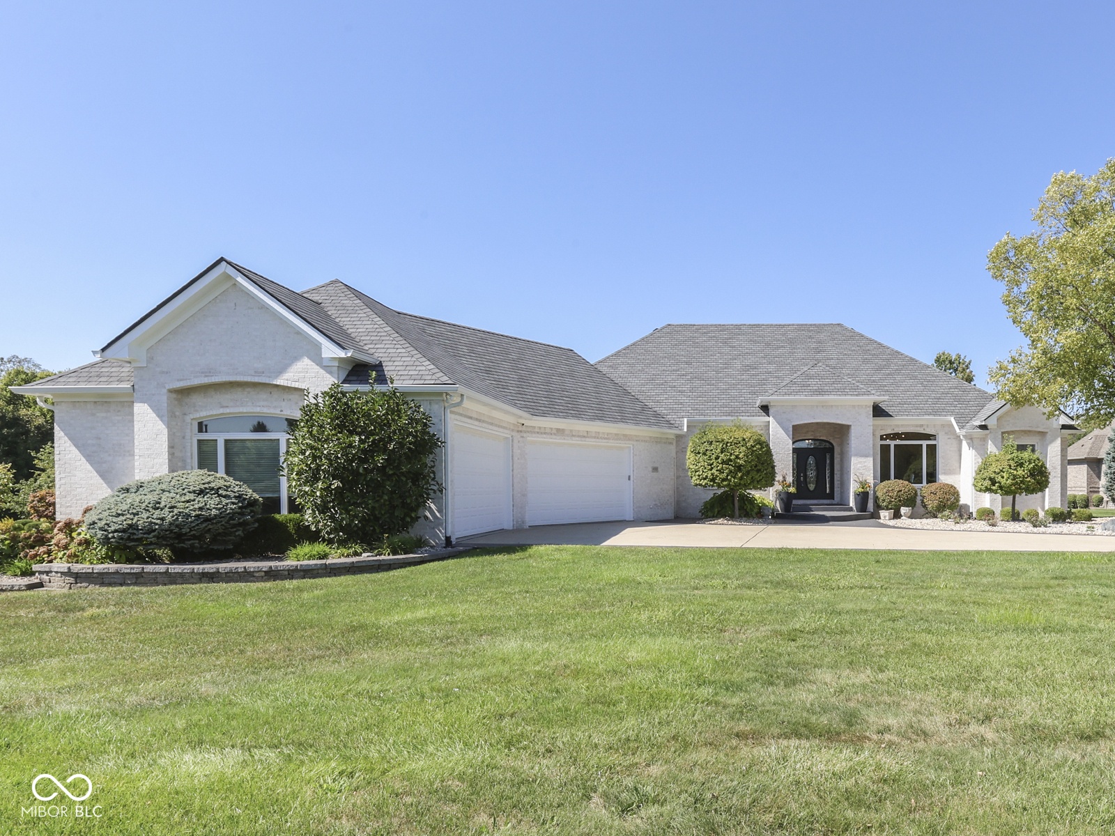 4968 Benthaven Court, Bargersville, IN, 46106 photo 5 of 108