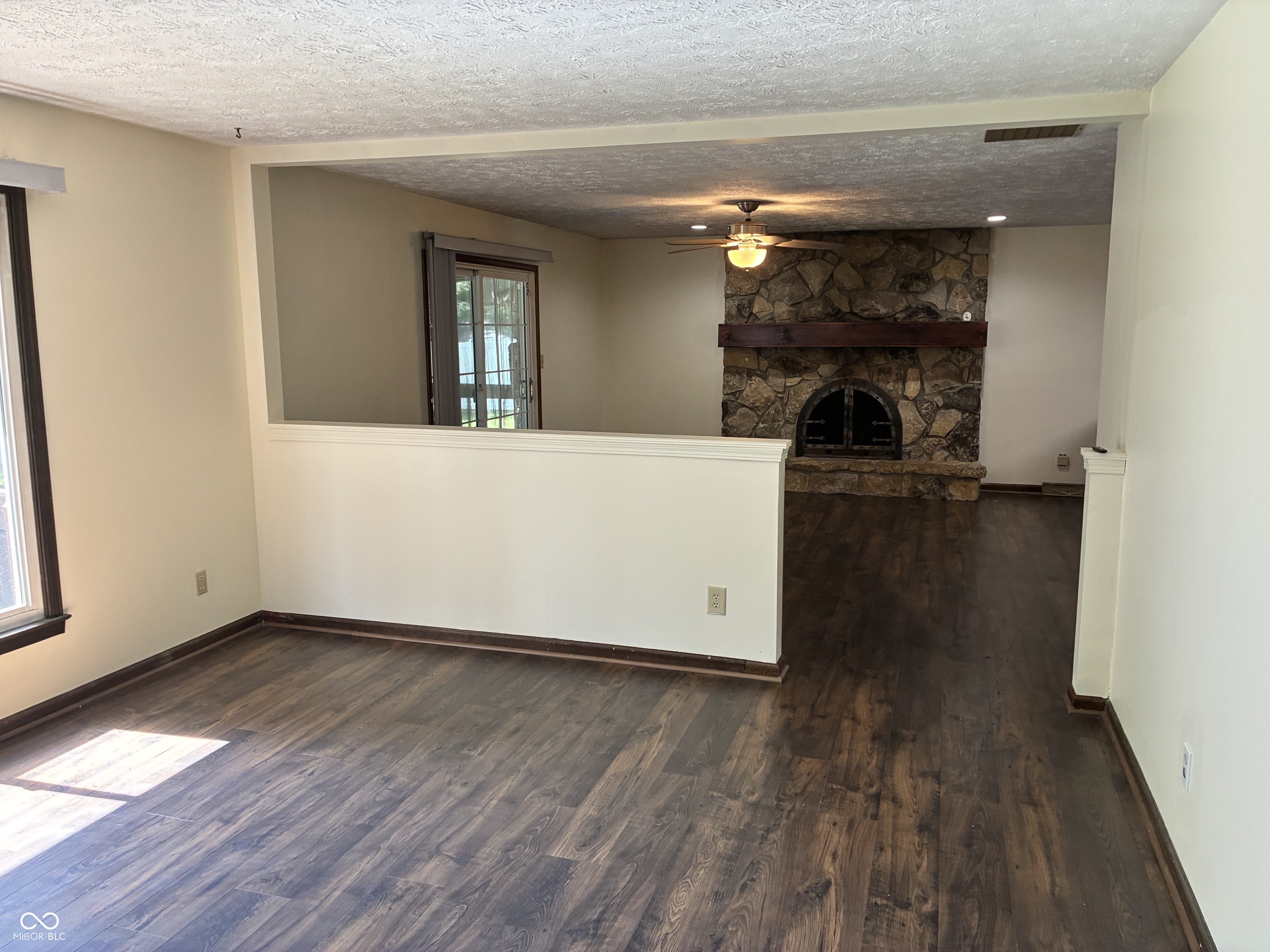 4003 W Fairview Road, Greenwood, IN, 46142 photo 5 of 18