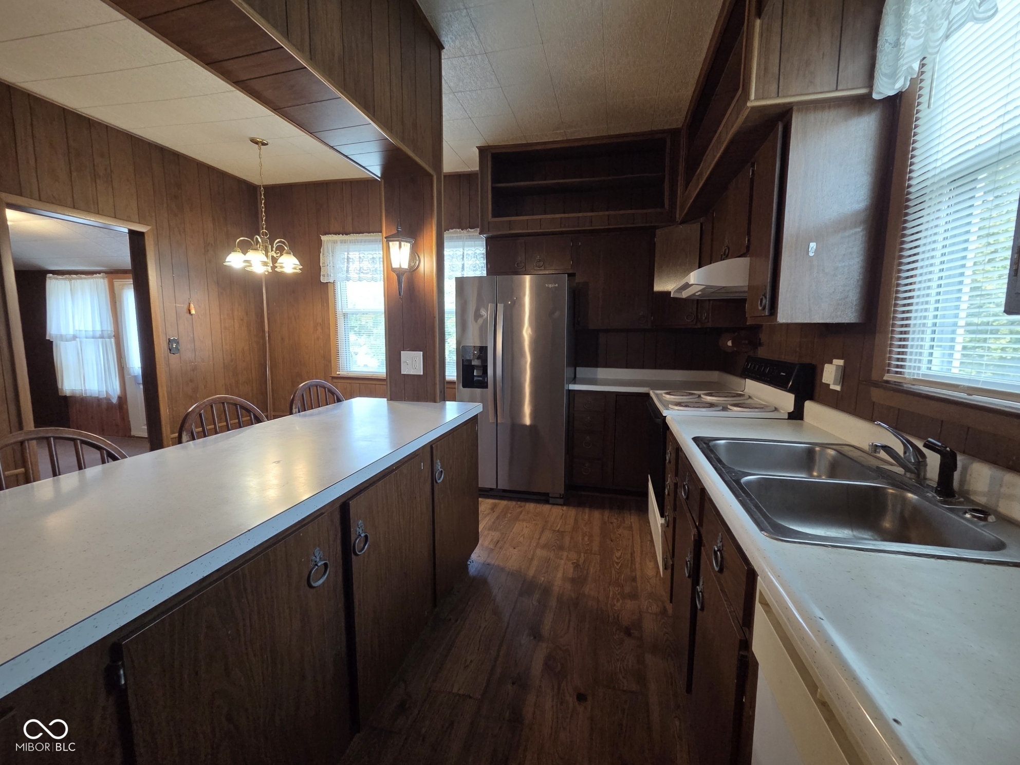 636 S Obrien Street, Seymour, IN, 47274 photo 5 of 19
