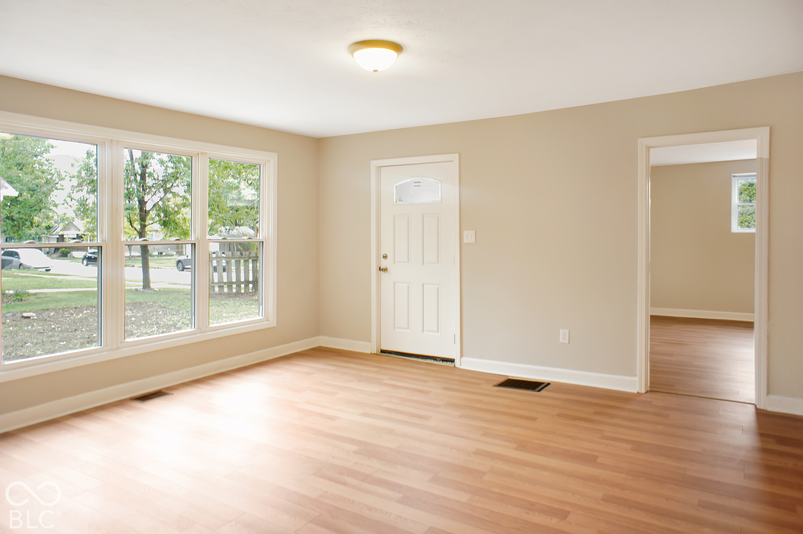 2439 N Gale Street, Indianapolis, IN, 46218 photo 5 of 30