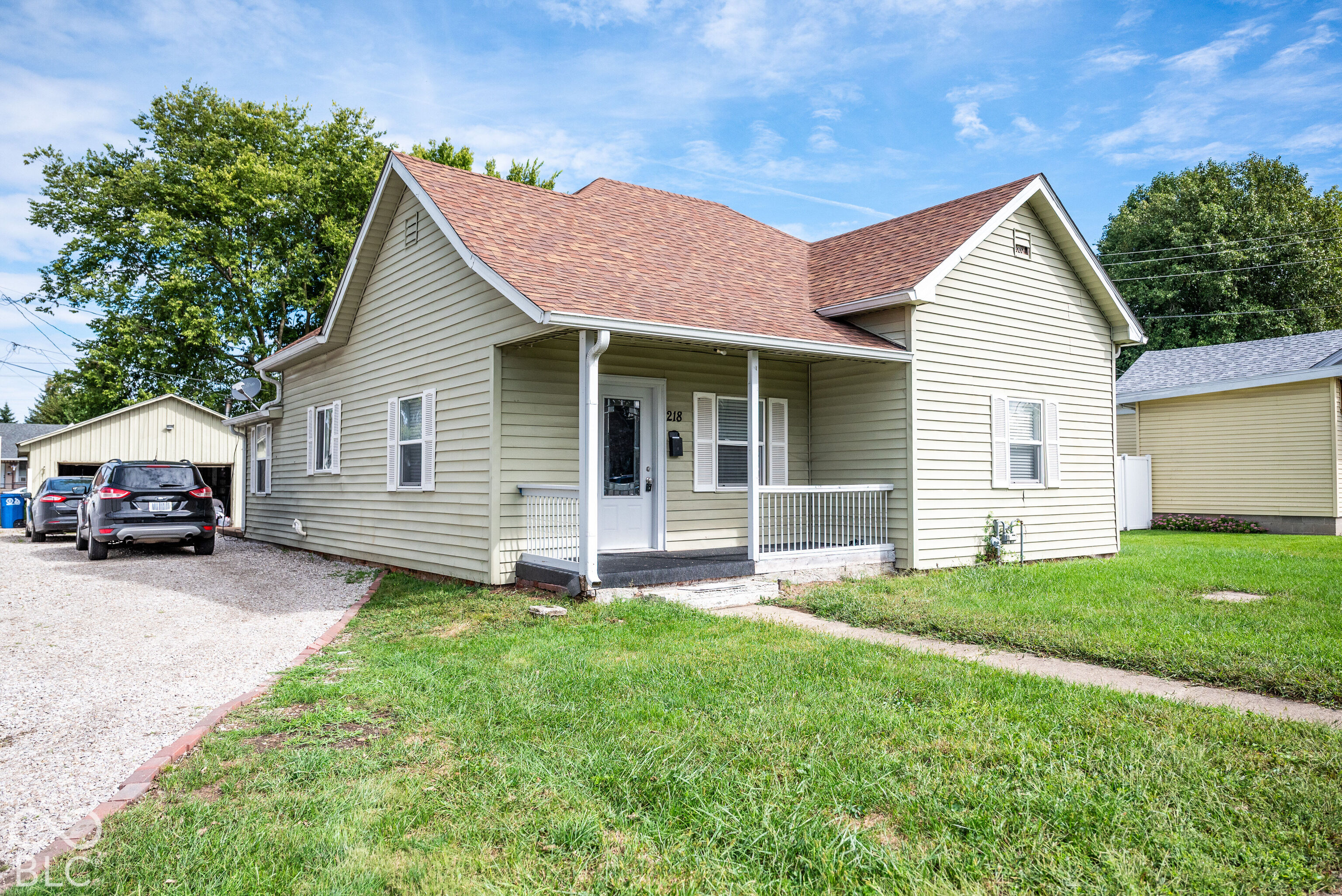 218 E Mechanic Street, Shelbyville, IN, 46176 photo 5 of 33