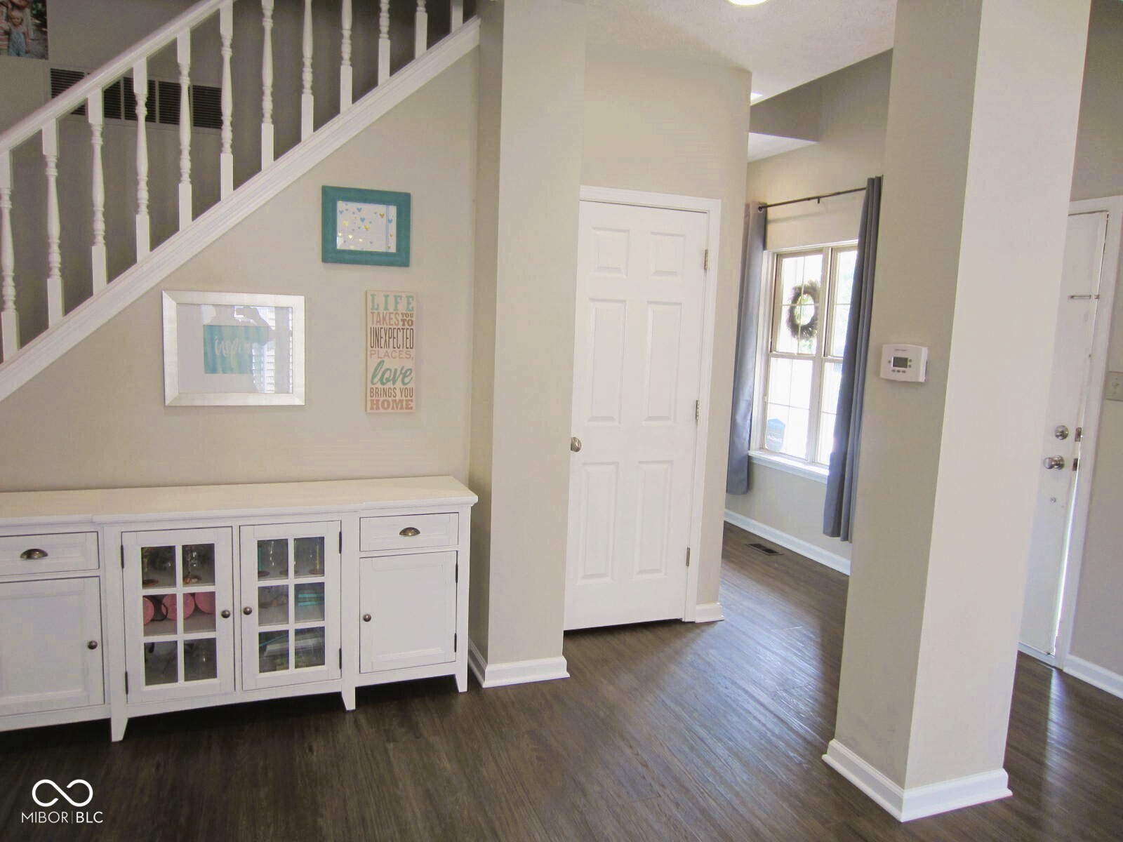 10543 Greenway Drive, Fishers, IN, 46037 photo 5 of 20