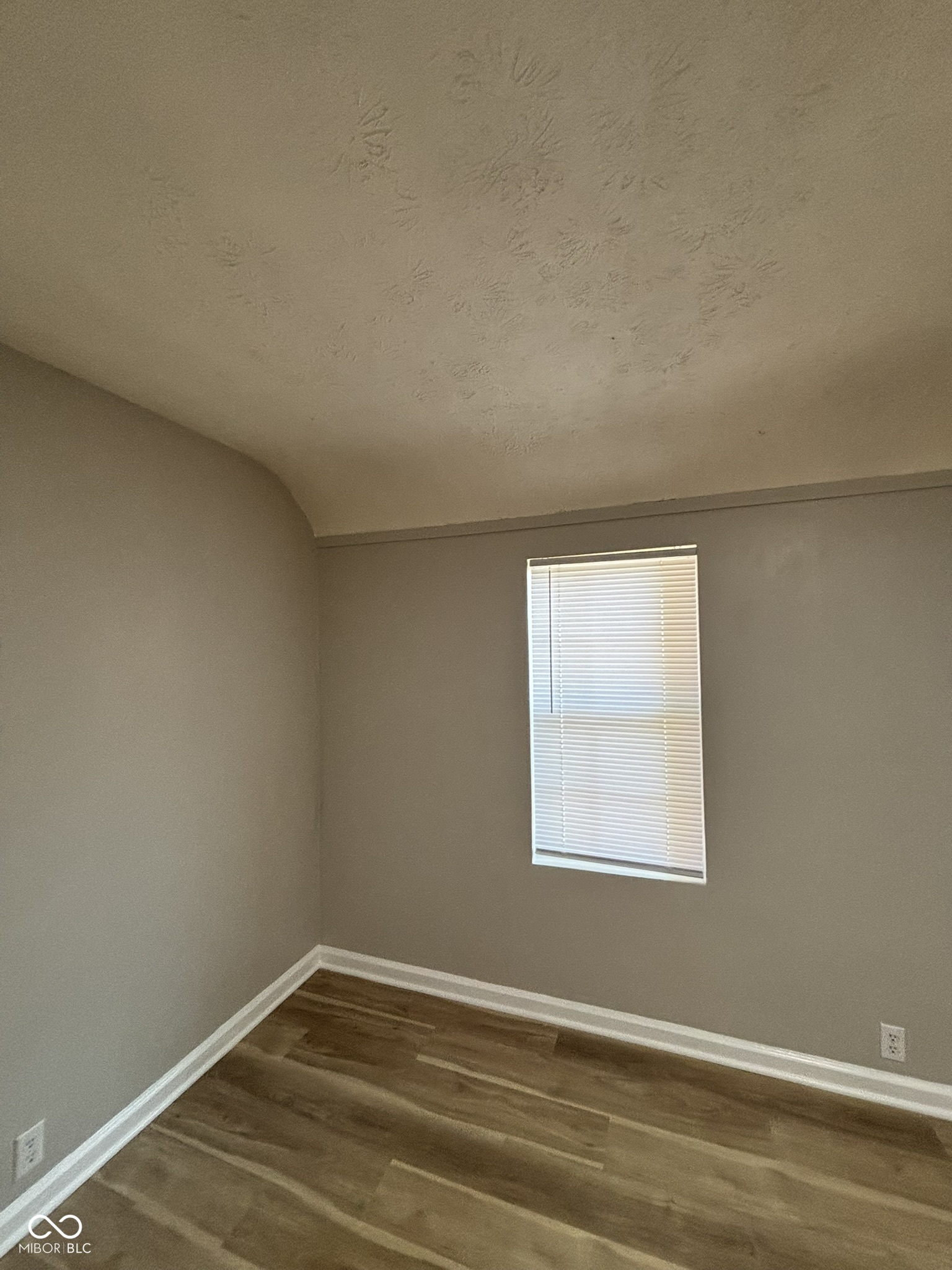 4838 E Young Avenue, Indianapolis, IN, 46201 photo 5 of 29