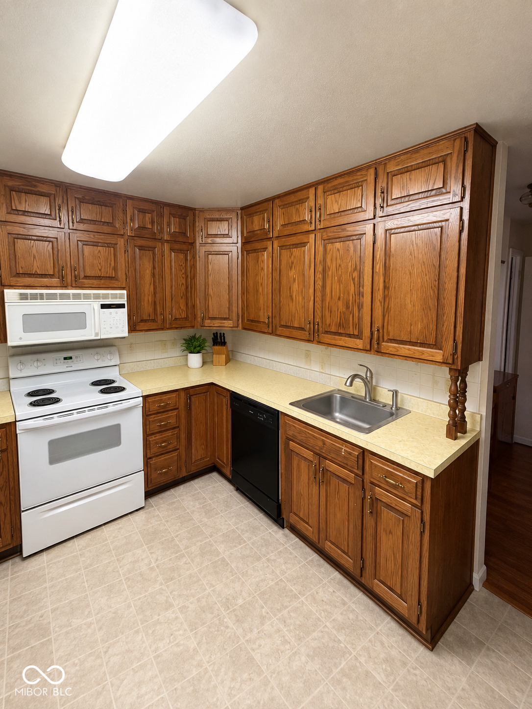 1100 Archway Drive, Lafayette, IN, 47909 photo 5 of 13