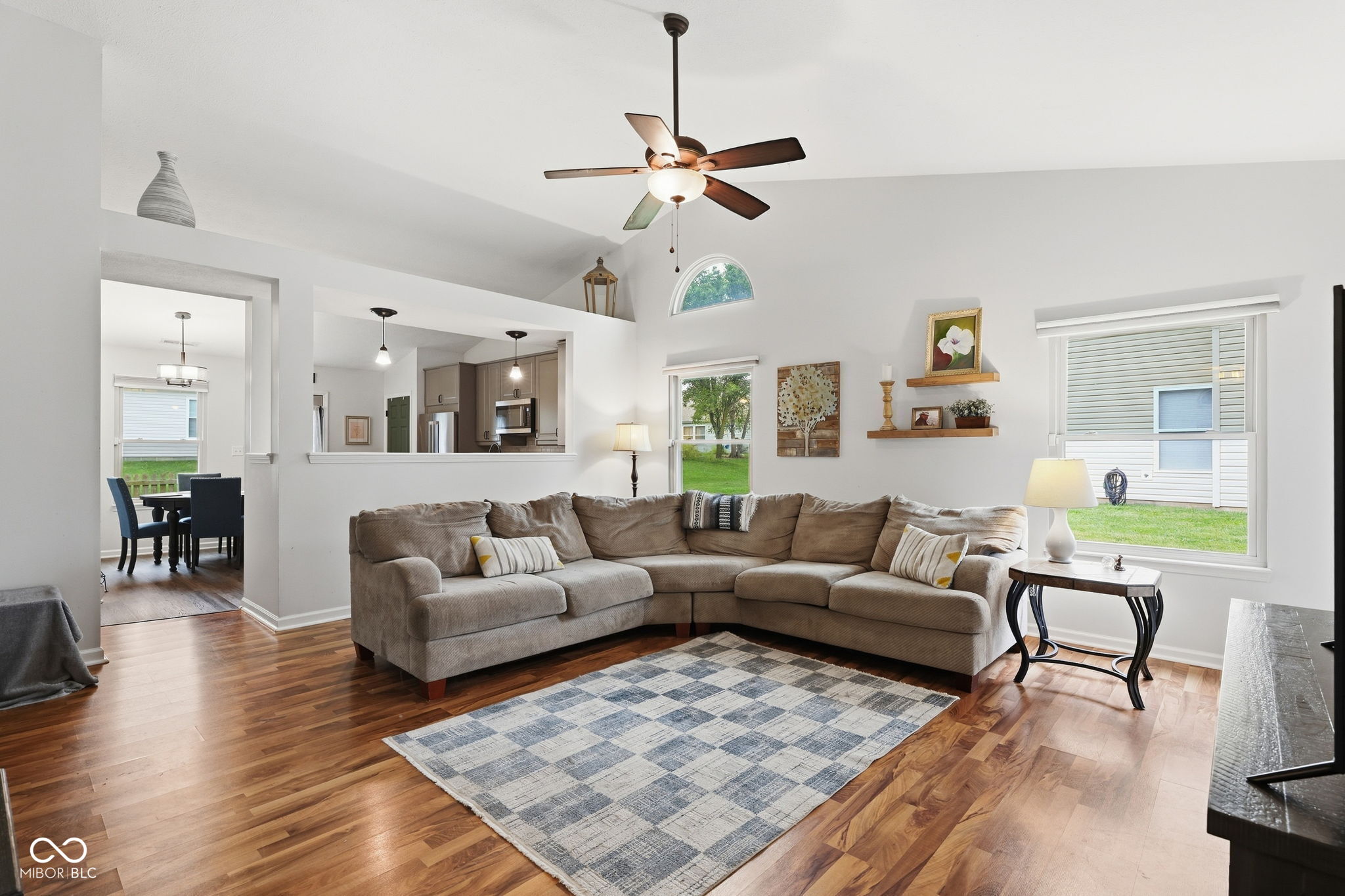 12174 Split Granite Drive, Fishers, IN, 46037 photo 5 of 40