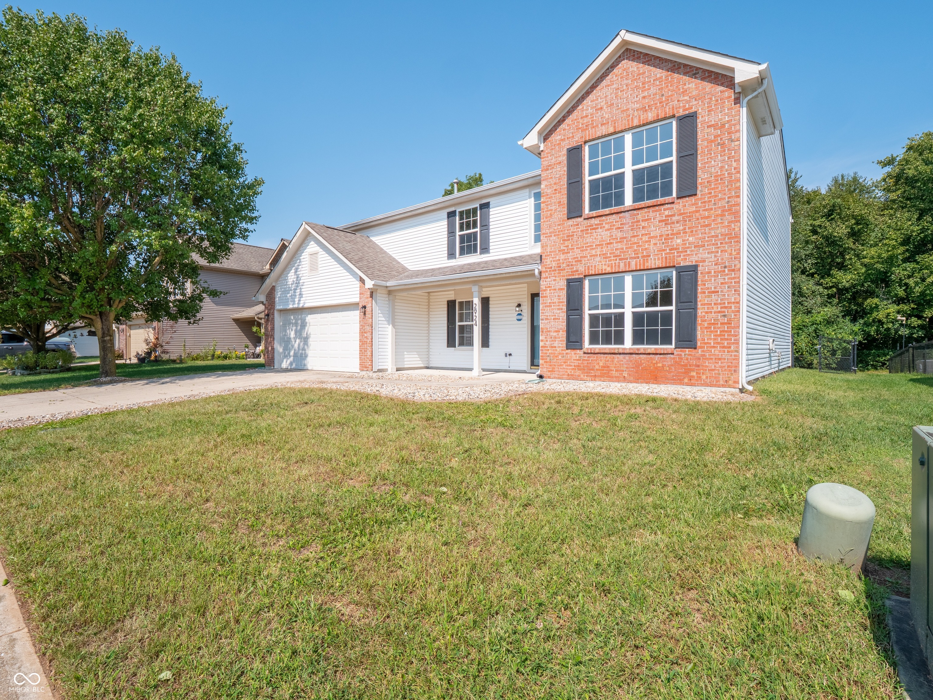 2924 Coles Creek Lane, Indianapolis, IN, 46217 photo 5 of 66
