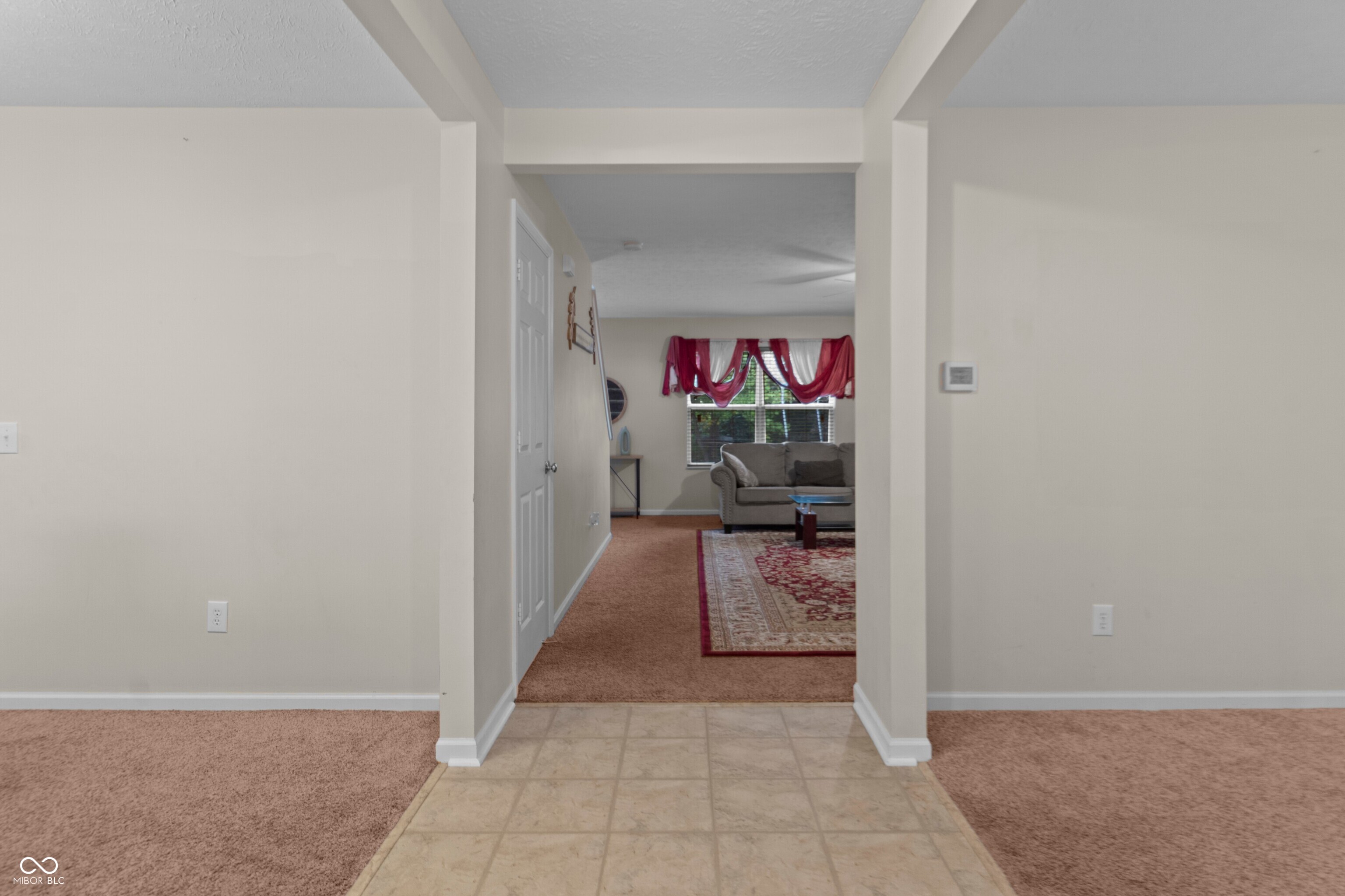 6430 Bonneville Drive, Indianapolis, IN, 46237 photo 5 of 32