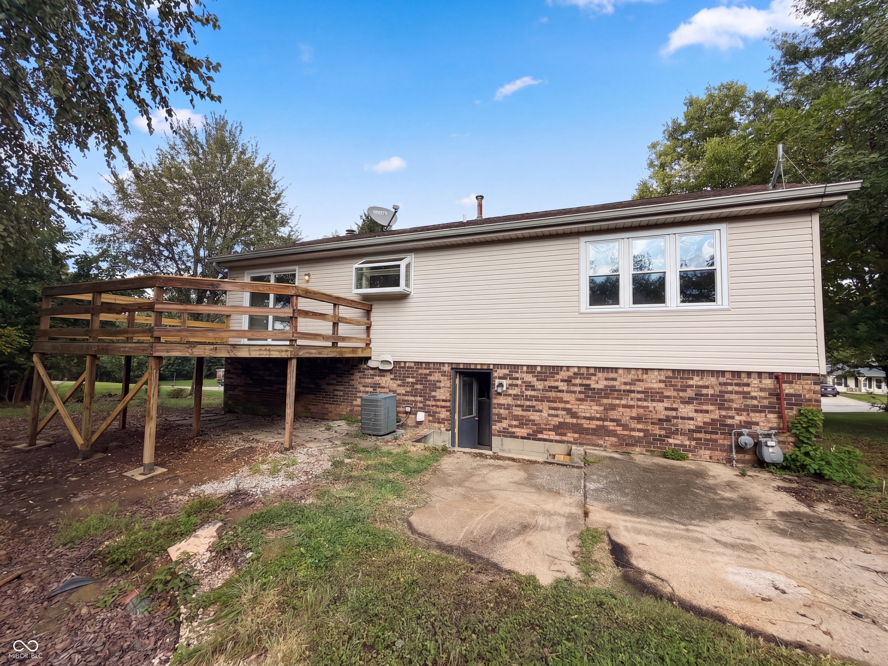 100 Cramer Place, Martinsville, IN, 46151 photo 5 of 17