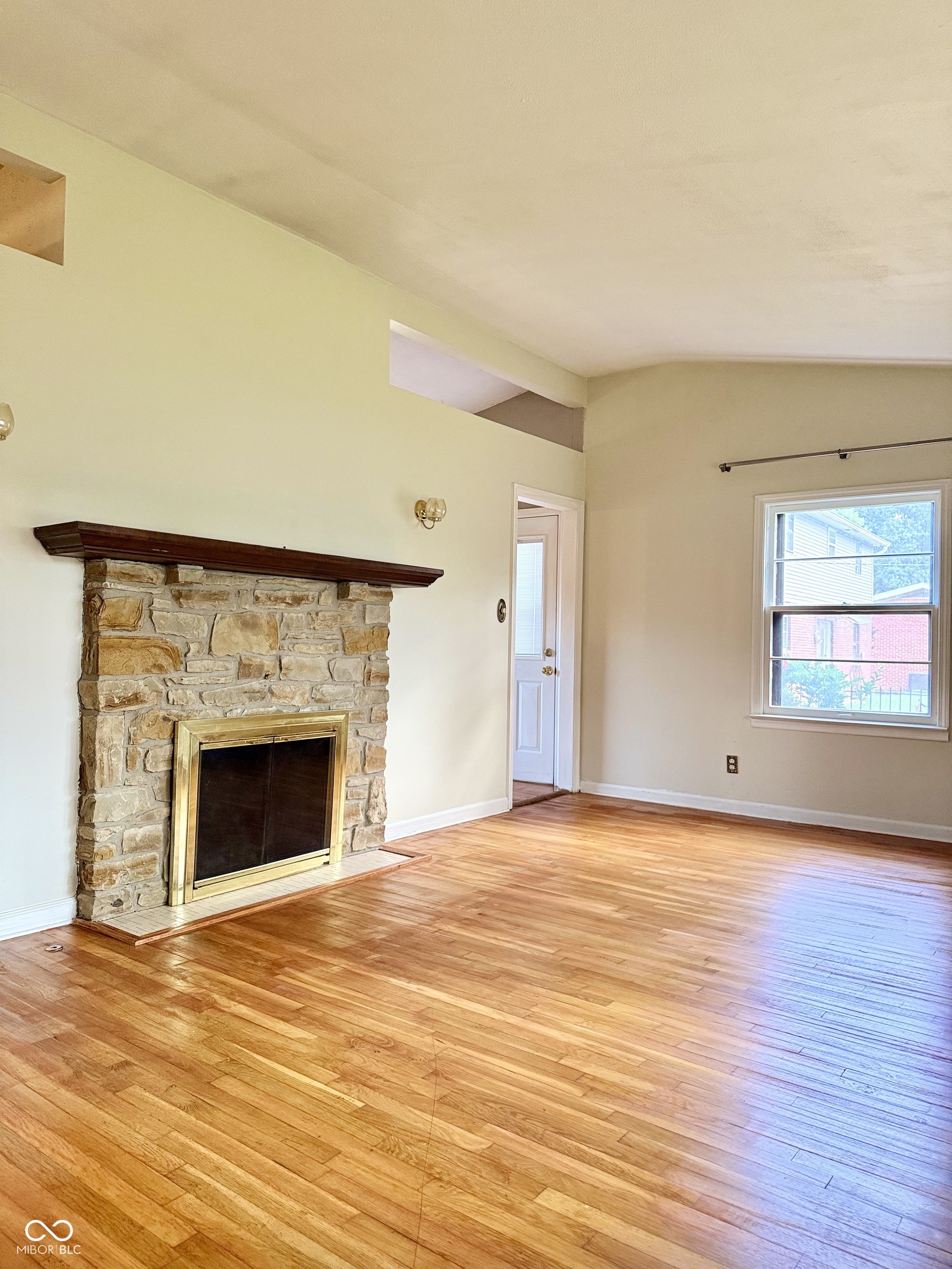 2032 Radcliffe Avenue, Indianapolis, IN, 46227 photo 5 of 22