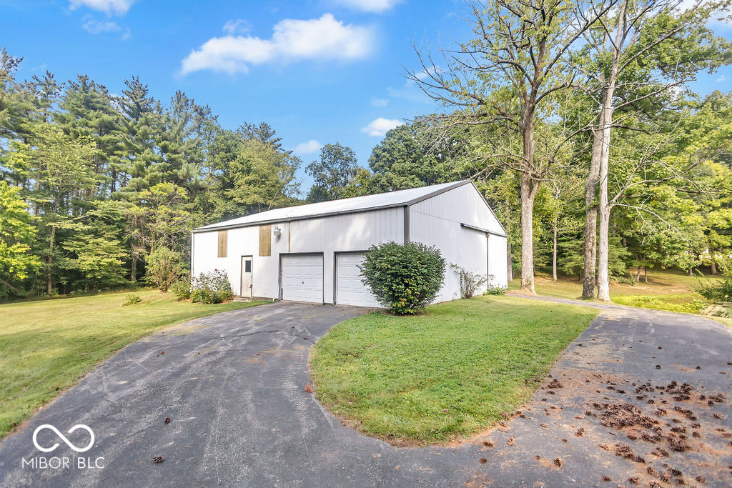 3675 S Duncan Road, Bloomington, IN, 47403 photo 5 of 55