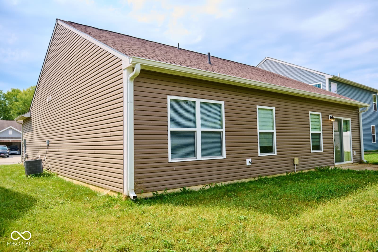 9218 Tansel Creek Drive, Indianapolis, IN, 46234 photo 5 of 28