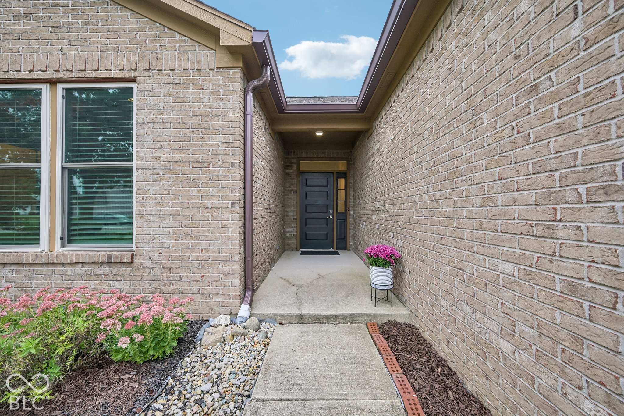 524 Zephyr Way, Westfield, IN, 46074 photo 5 of 35