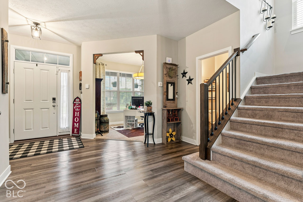 10549 Vermillion, Fortville, IN, 46040 photo 5 of 51