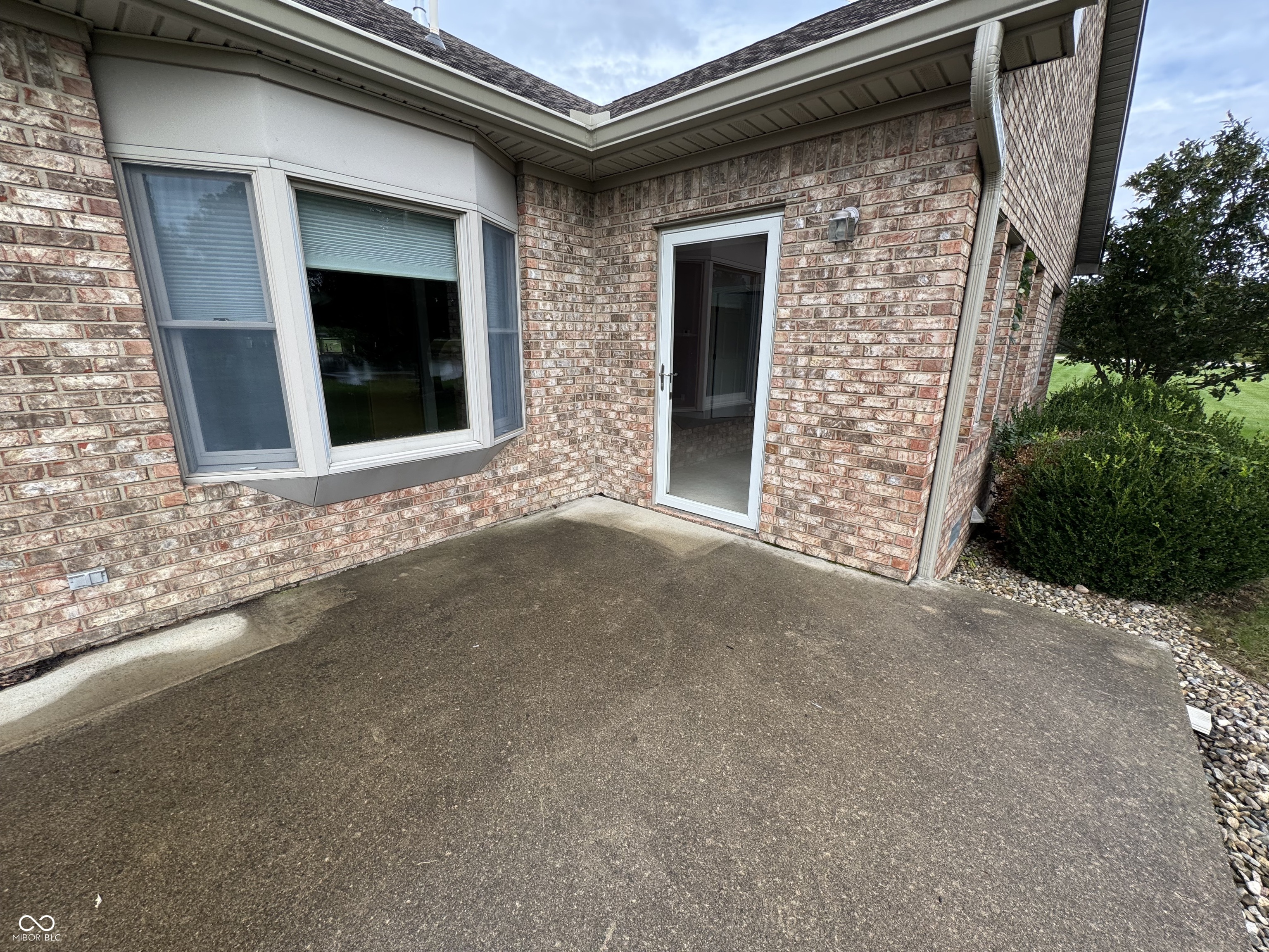 109 Cardinal Lane, Alexandria, IN, 46001 photo 5 of 26