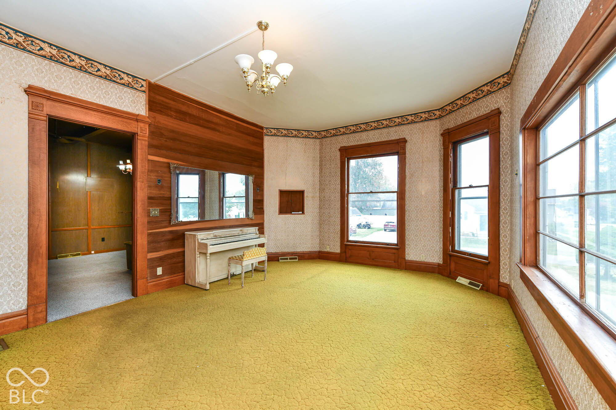 703 E Walnut, Frankton, IN, 46044 photo 5 of 32