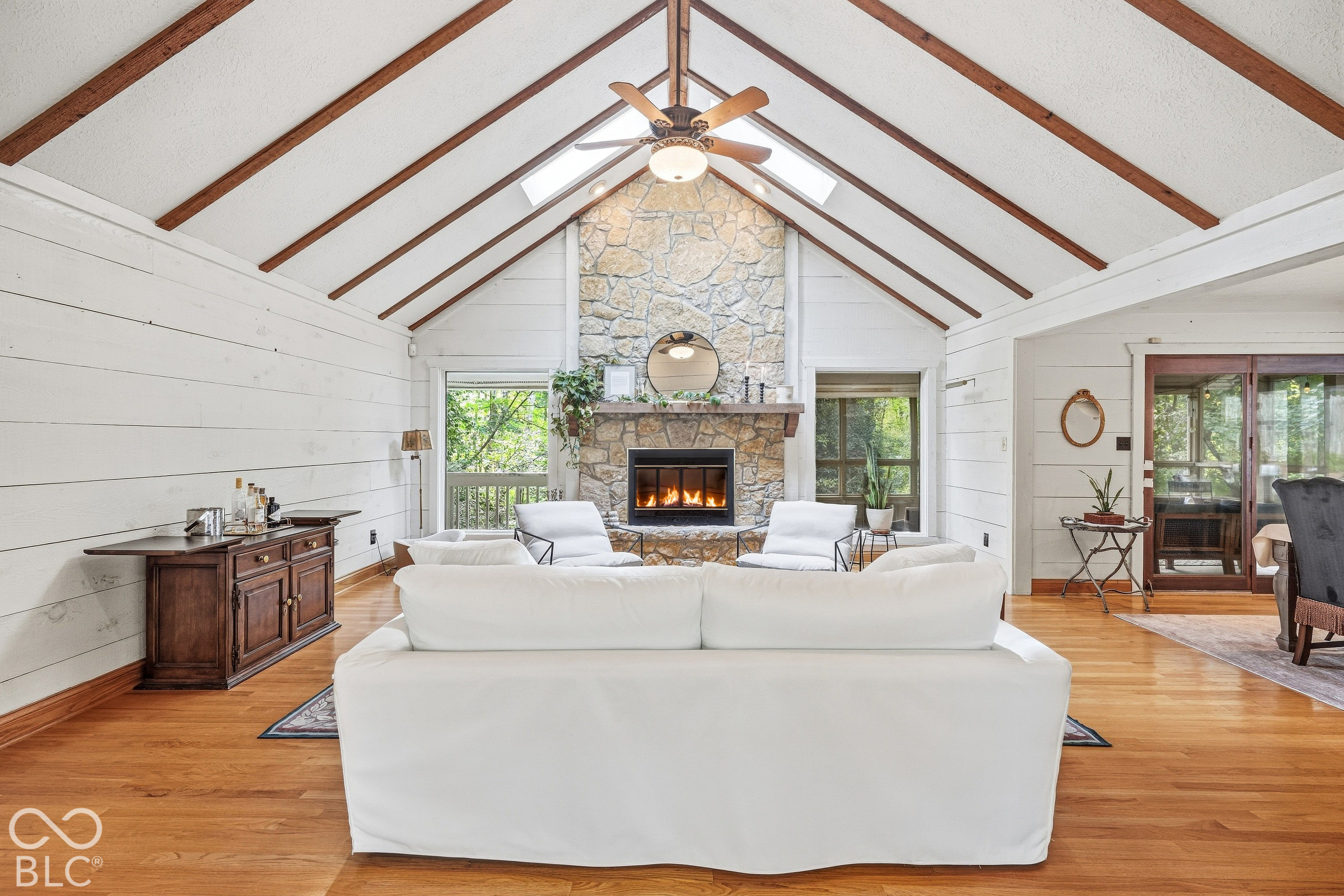 890 Starkey Road, Zionsville, IN, 46077 photo 5 of 42