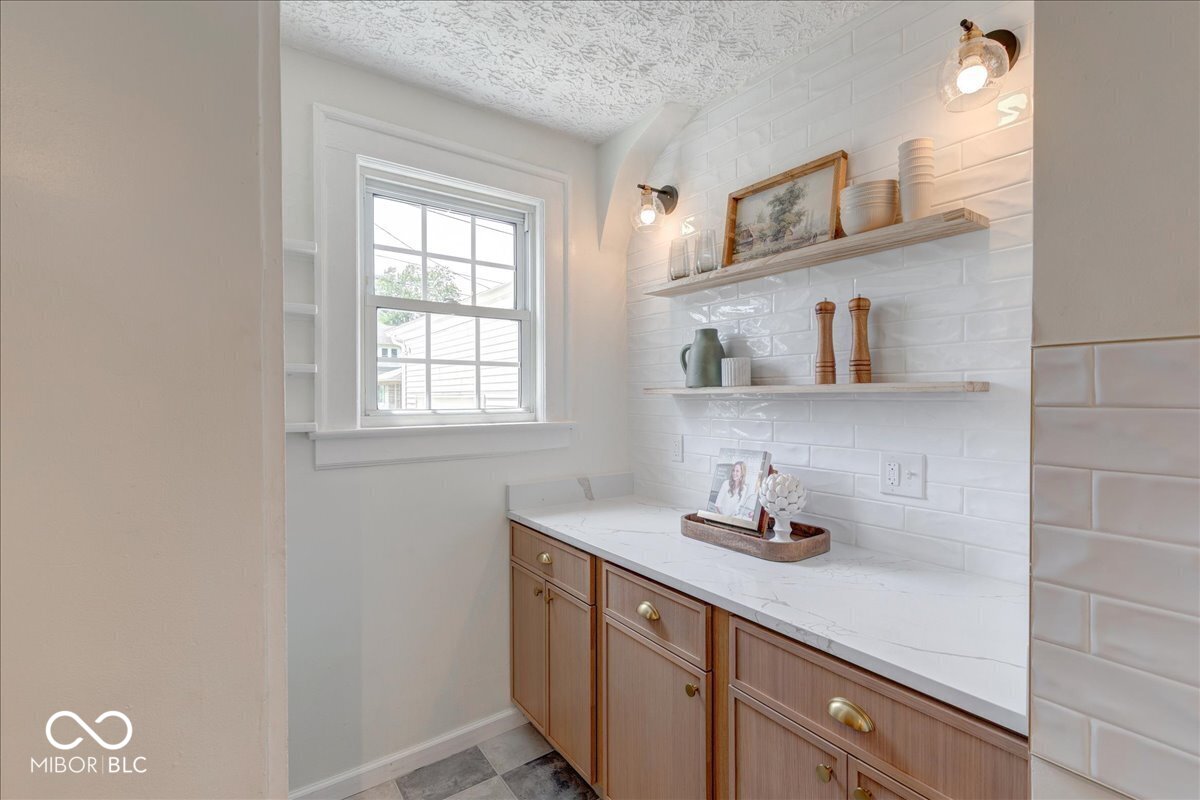 102 N Sheridan Avenue, Indianapolis, IN, 46219 photo 5 of 24