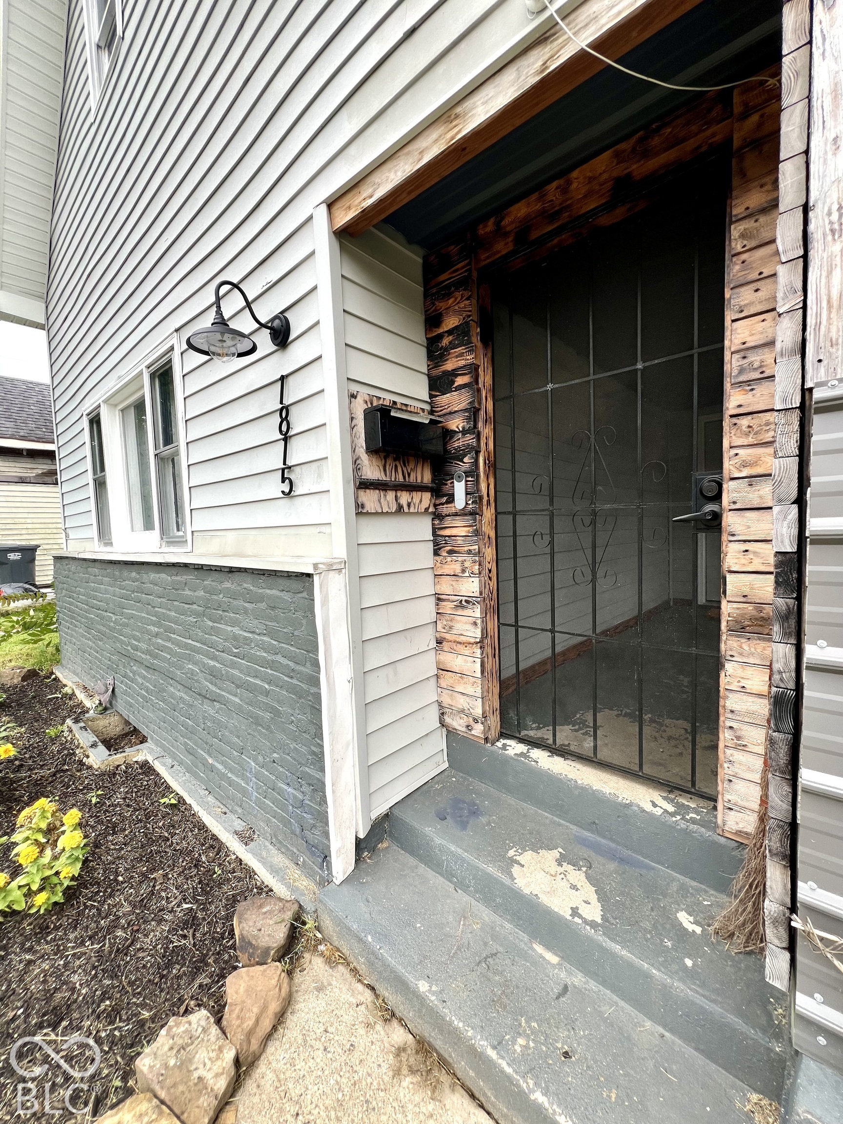 1815 Pearl Street, Anderson, IN, 46016 photo 5 of 51
