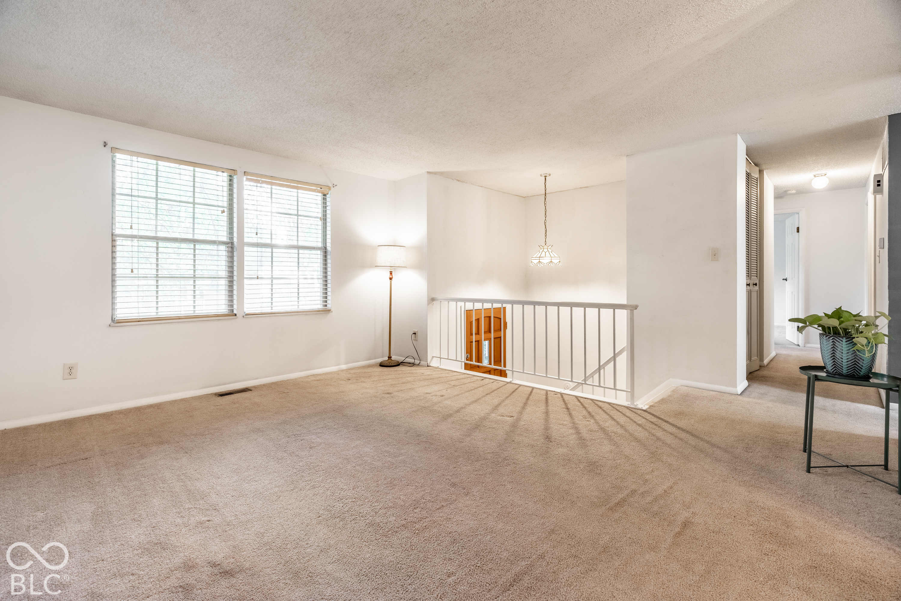 5532 Pappas Drive, Indianapolis, IN, 46237 photo 5 of 34