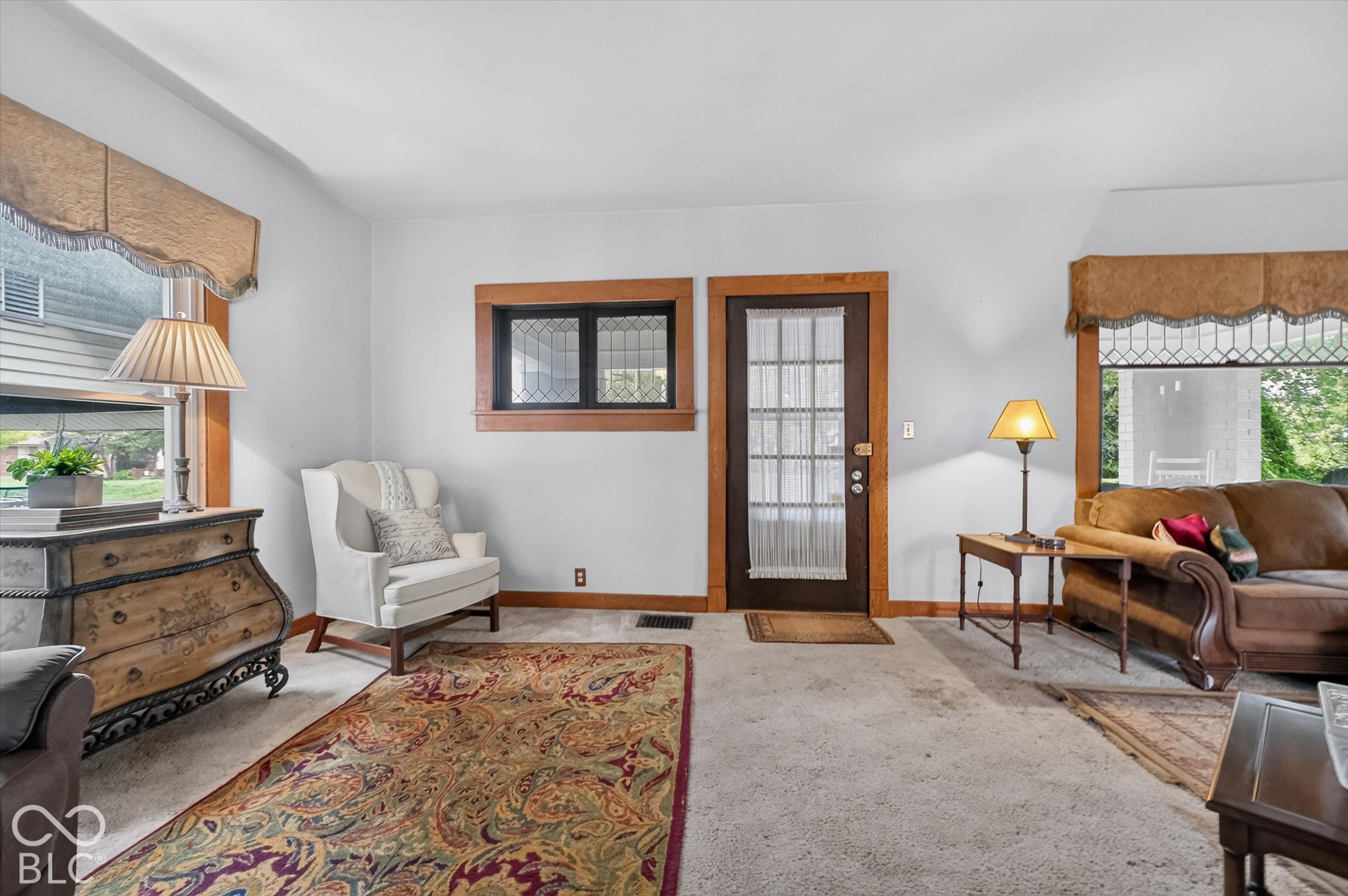 618 N Dequincy Street, Indianapolis, IN, 46201 photo 5 of 43