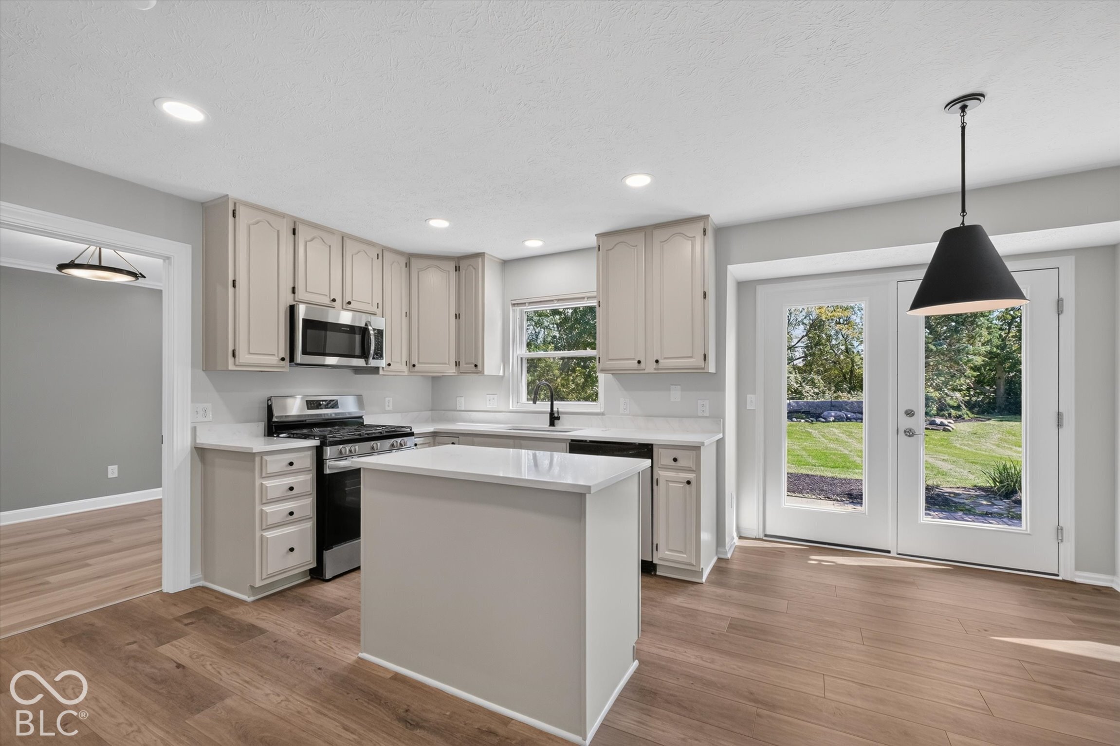 8973 Wooster Court, Fishers, IN, 46038 photo 5 of 62