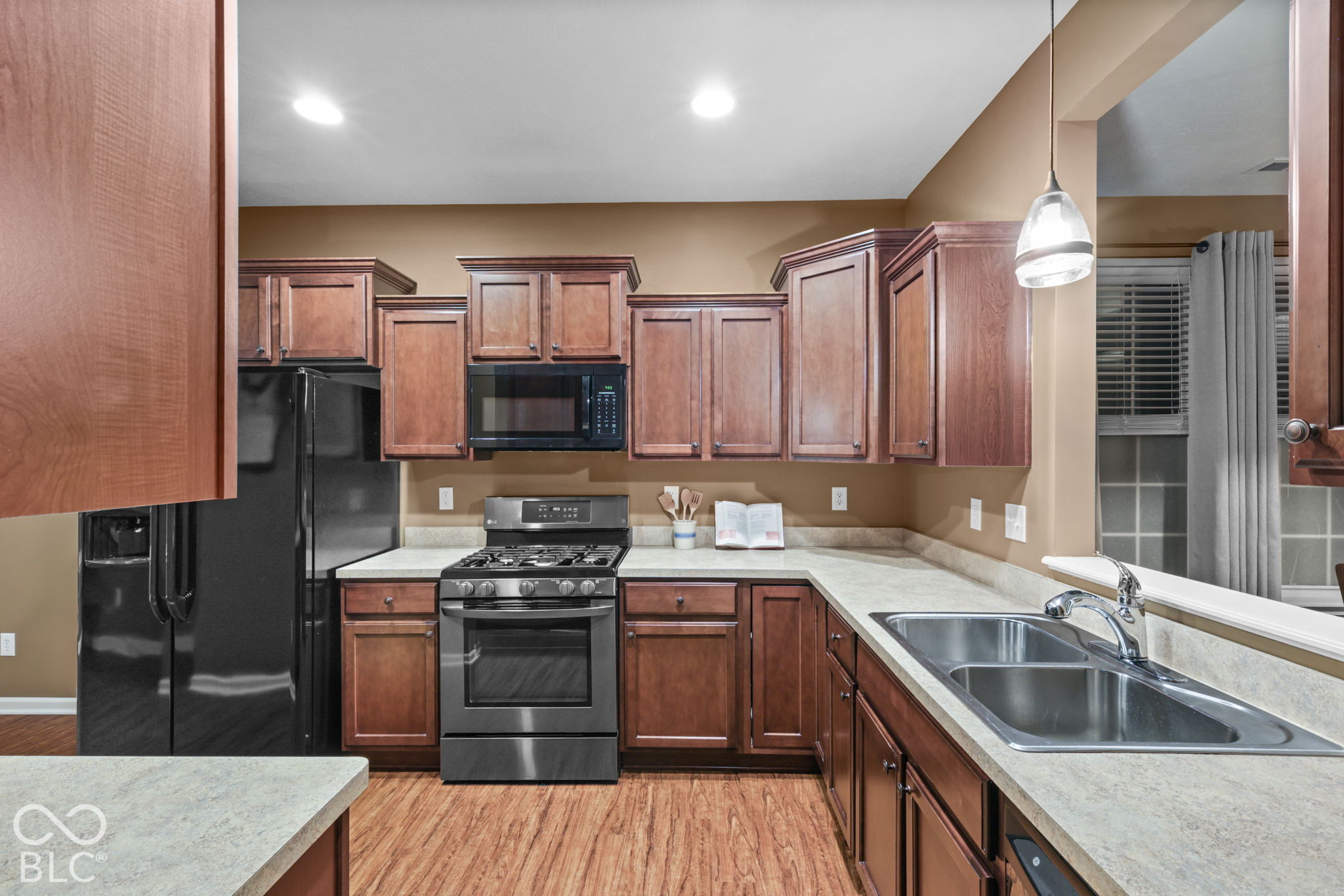 15871 Lambrusco Way, Fishers, IN, 46037 photo 5 of 28