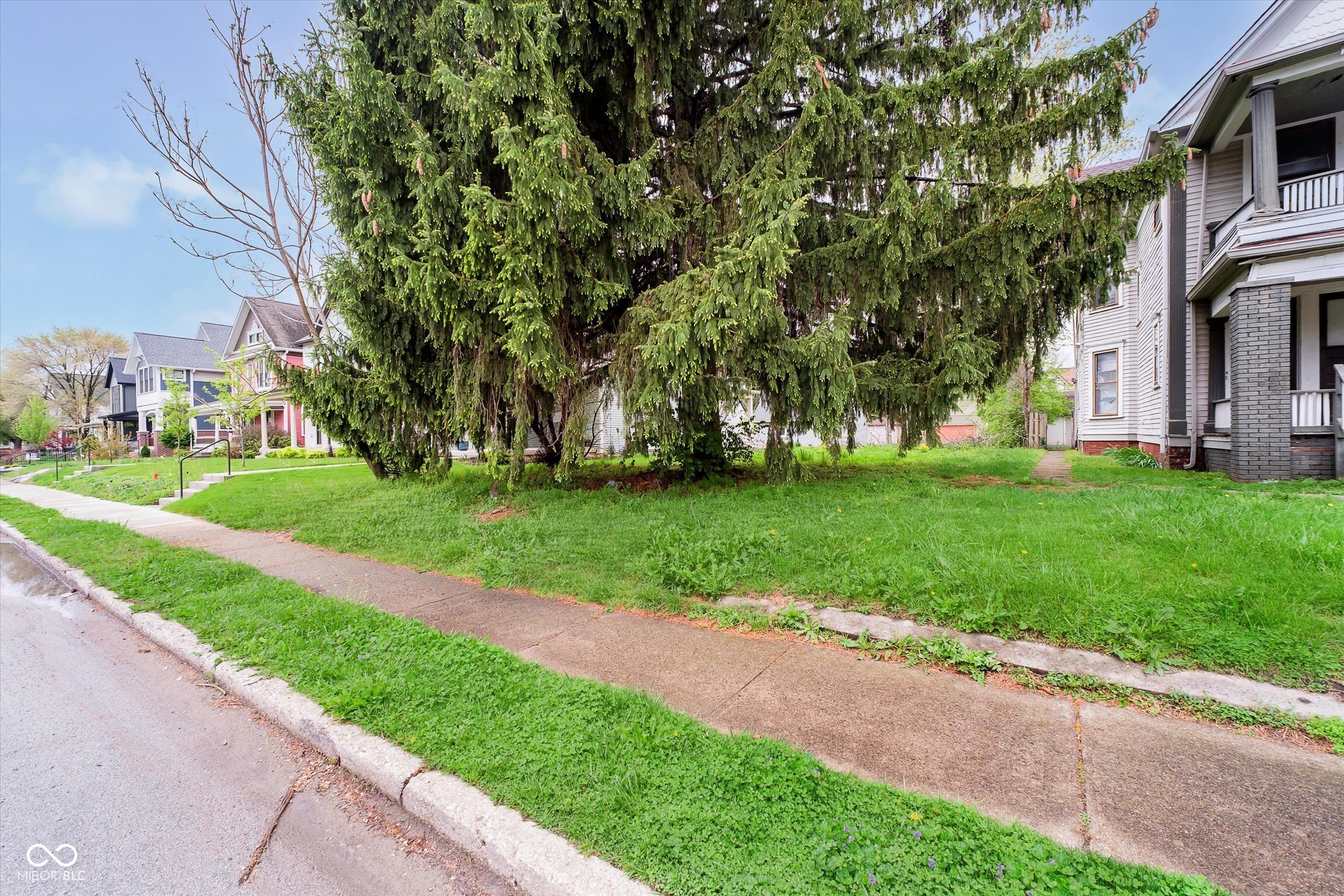 2056 Central Avenue, Indianapolis, IN, 46202 photo 5 of 15