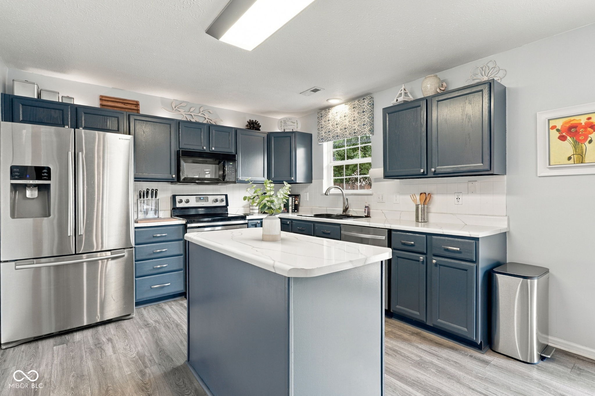 6537 Mallard Landing, Fishers, IN, 46038 photo 5 of 32