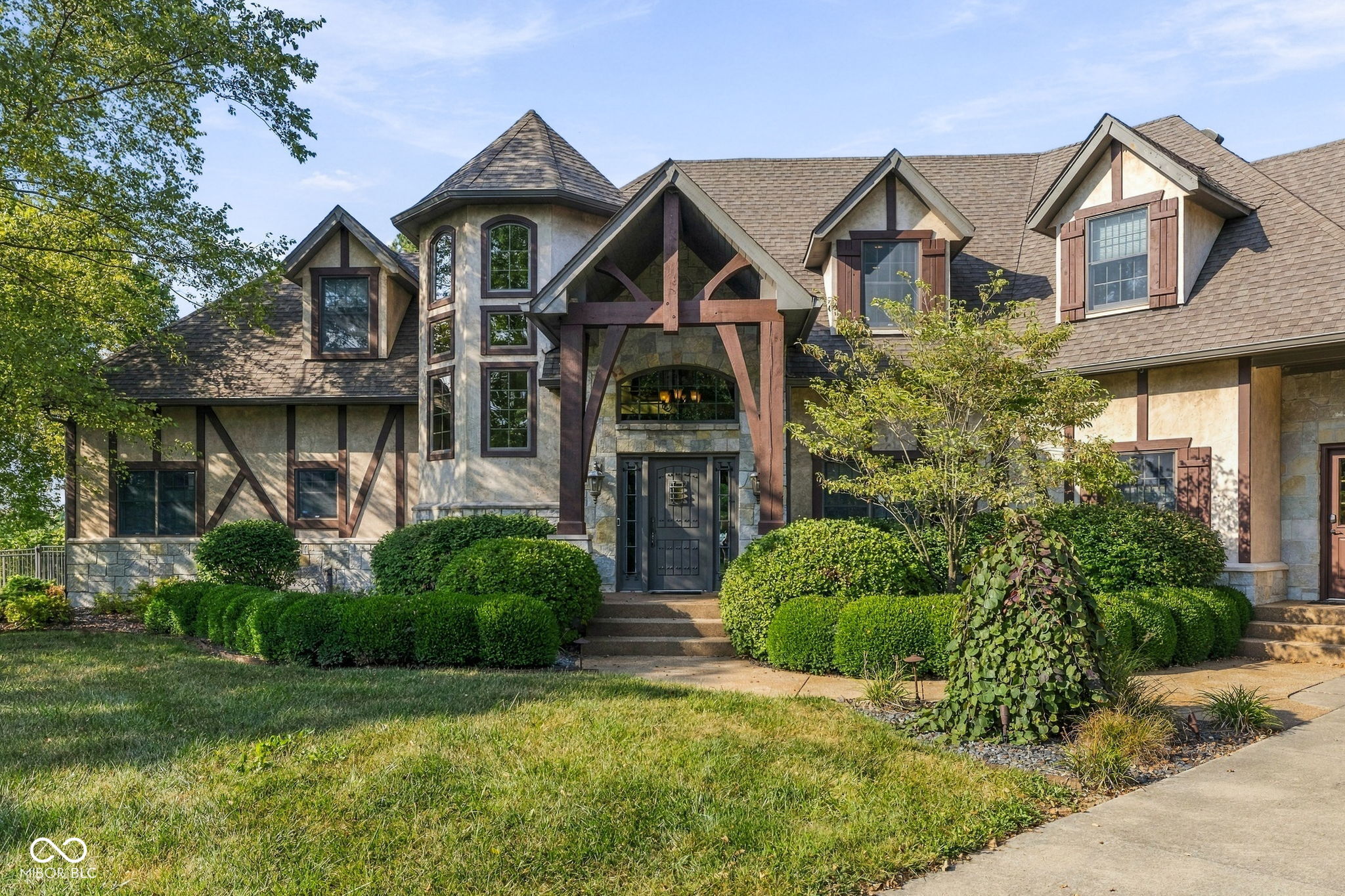 990 W Stones Crossing Road, Greenwood, IN, 46143 photo 5 of 106