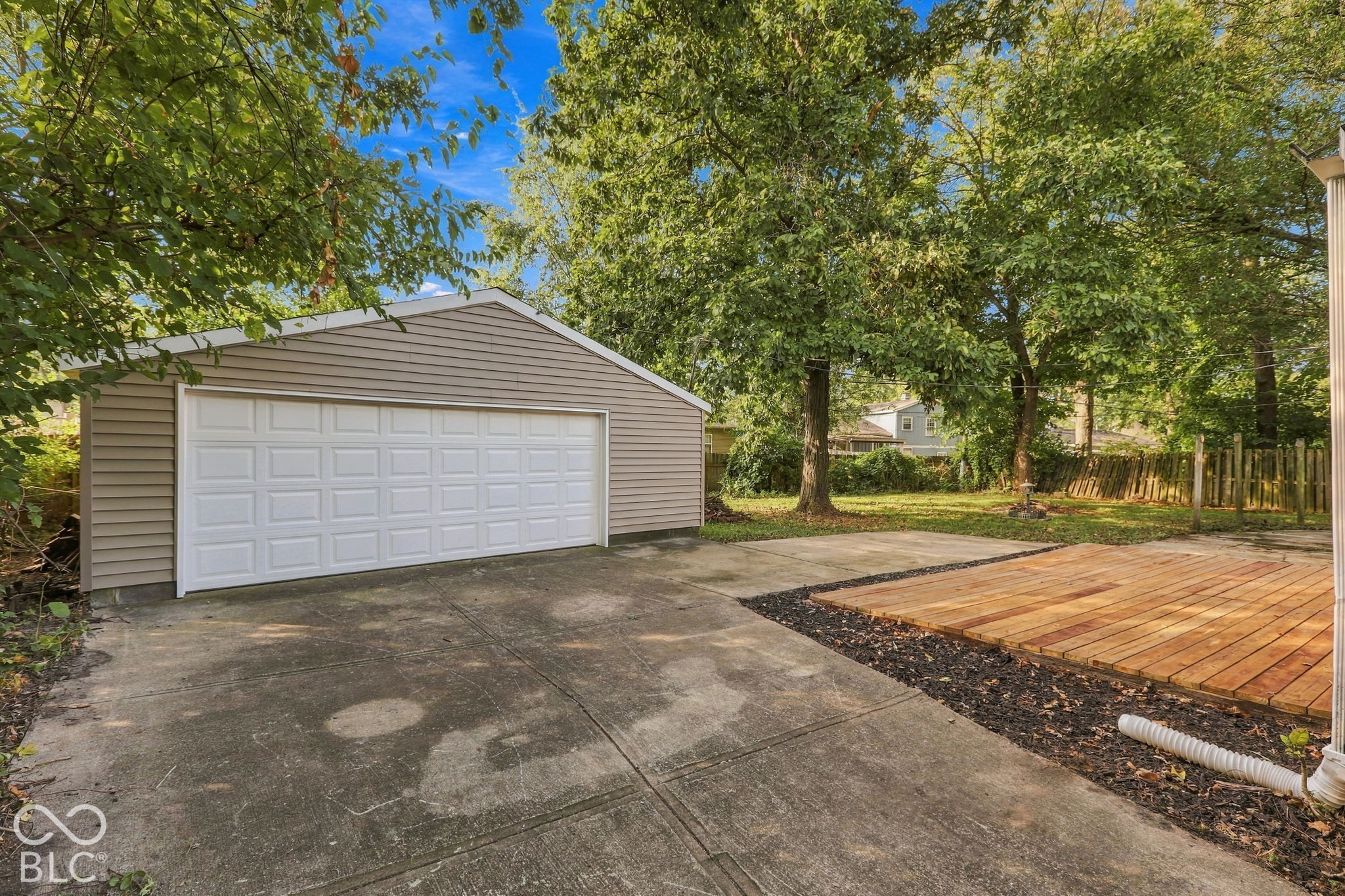 8235 Barry Road, Indianapolis, IN, 46219 photo 5 of 35