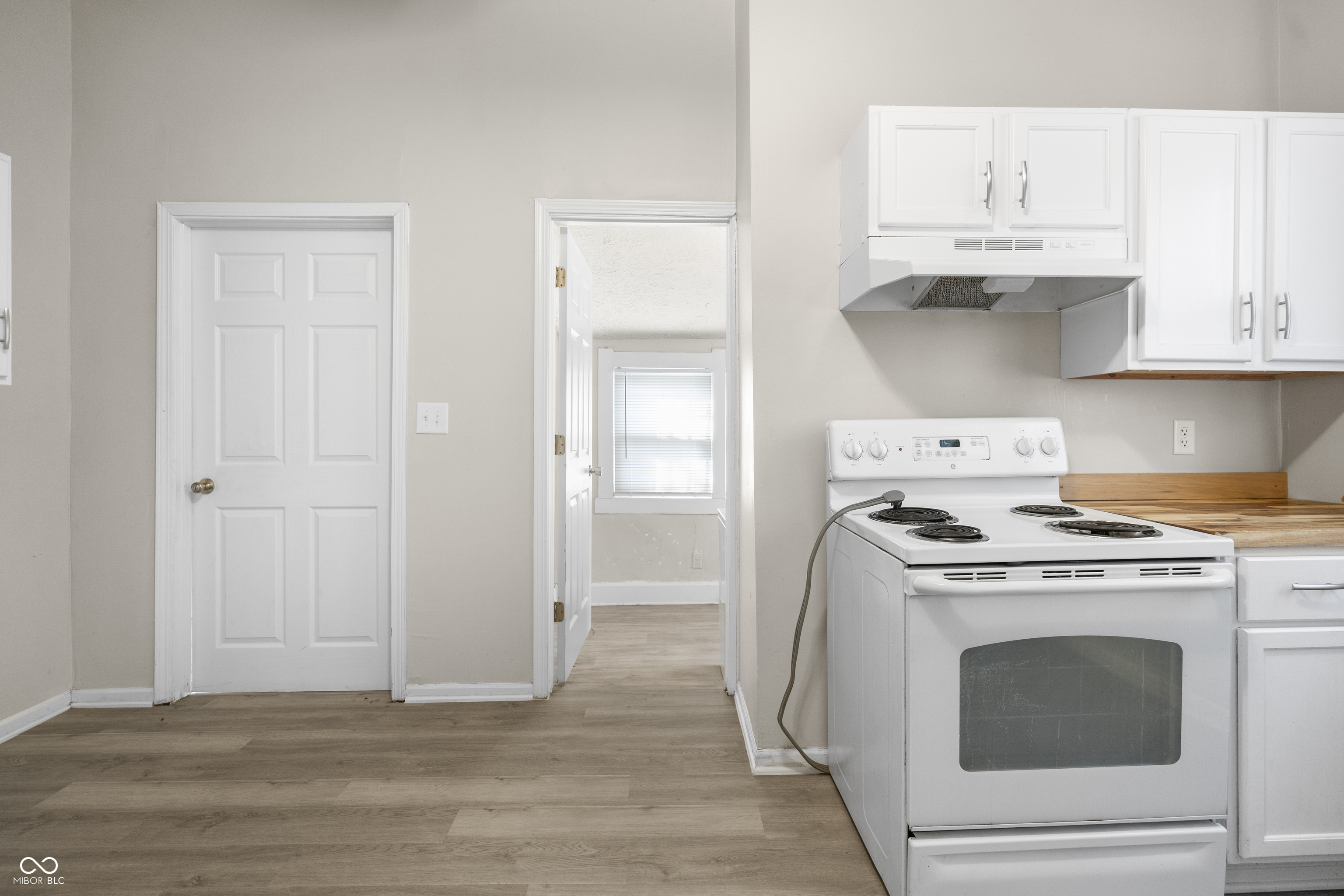 1211 W 30th Street, Indianapolis, IN, 46208 photo 5 of 25