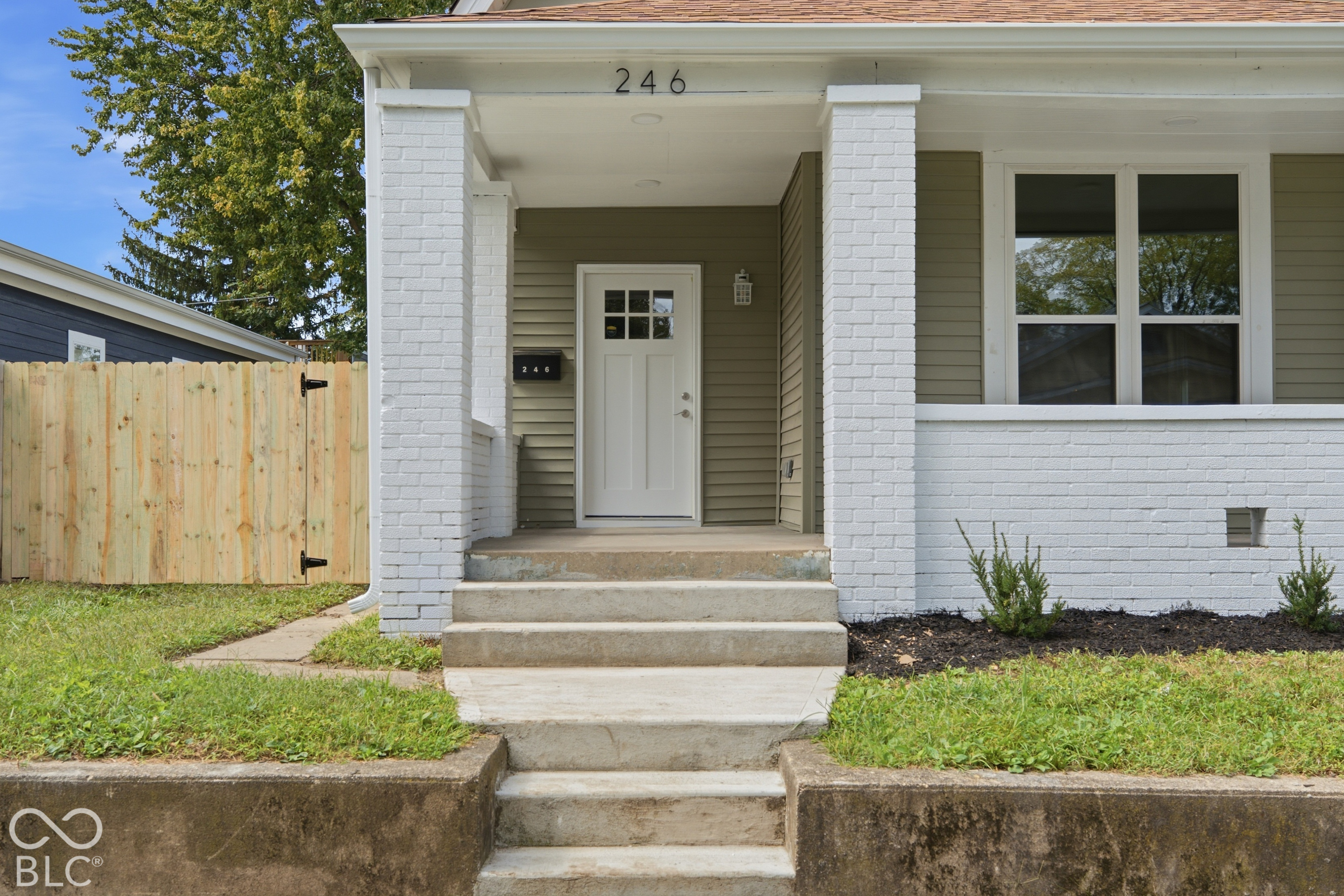 246 N Tacoma Avenue, Indianapolis, IN, 46201 photo 5 of 35