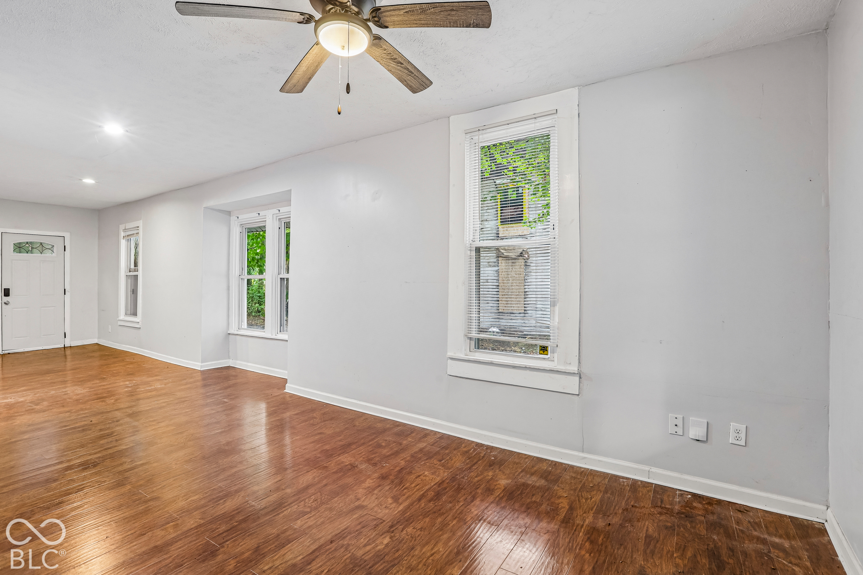 405 N Bradley Avenue, Indianapolis, IN, 46201 photo 5 of 27